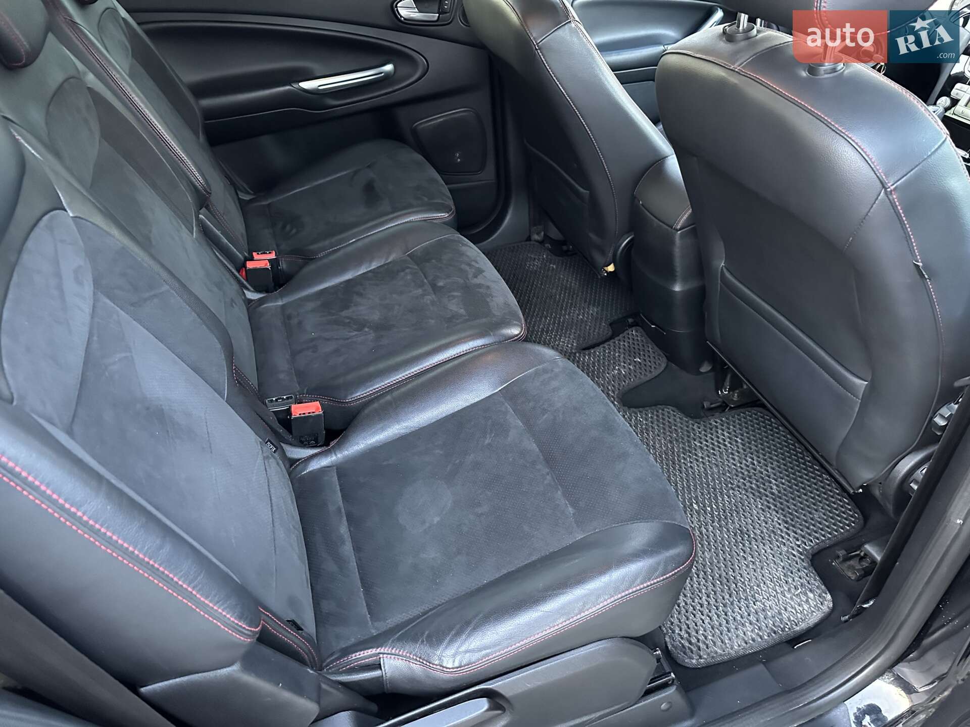 Ford S-Max 2009 VIN WF0SXXGBWS9D89903 фото оголошення 16 з 27