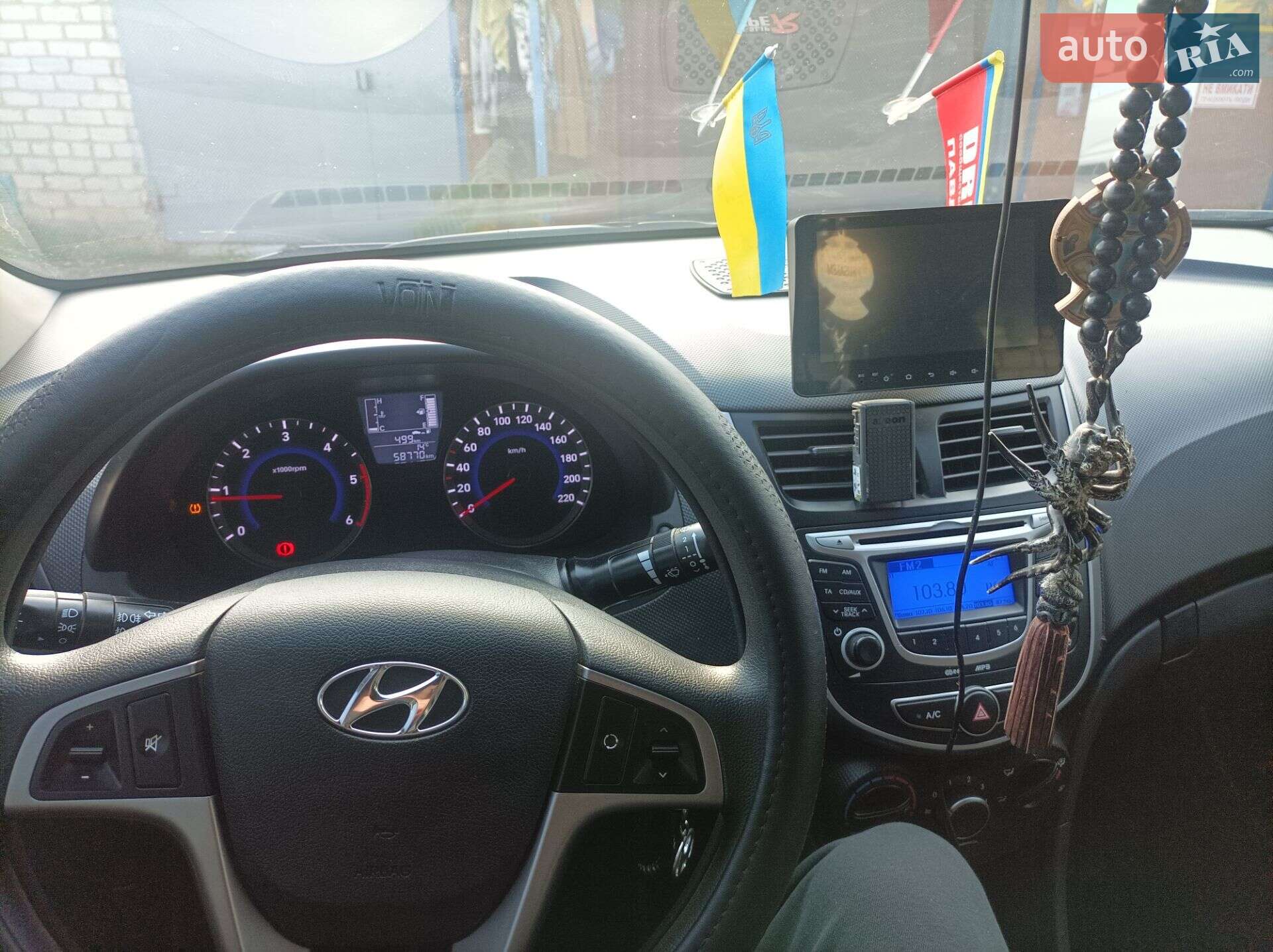 Hyundai Accent 2018 VIN KMHCT41UAJU445149 фото оголошення 3 з 6
