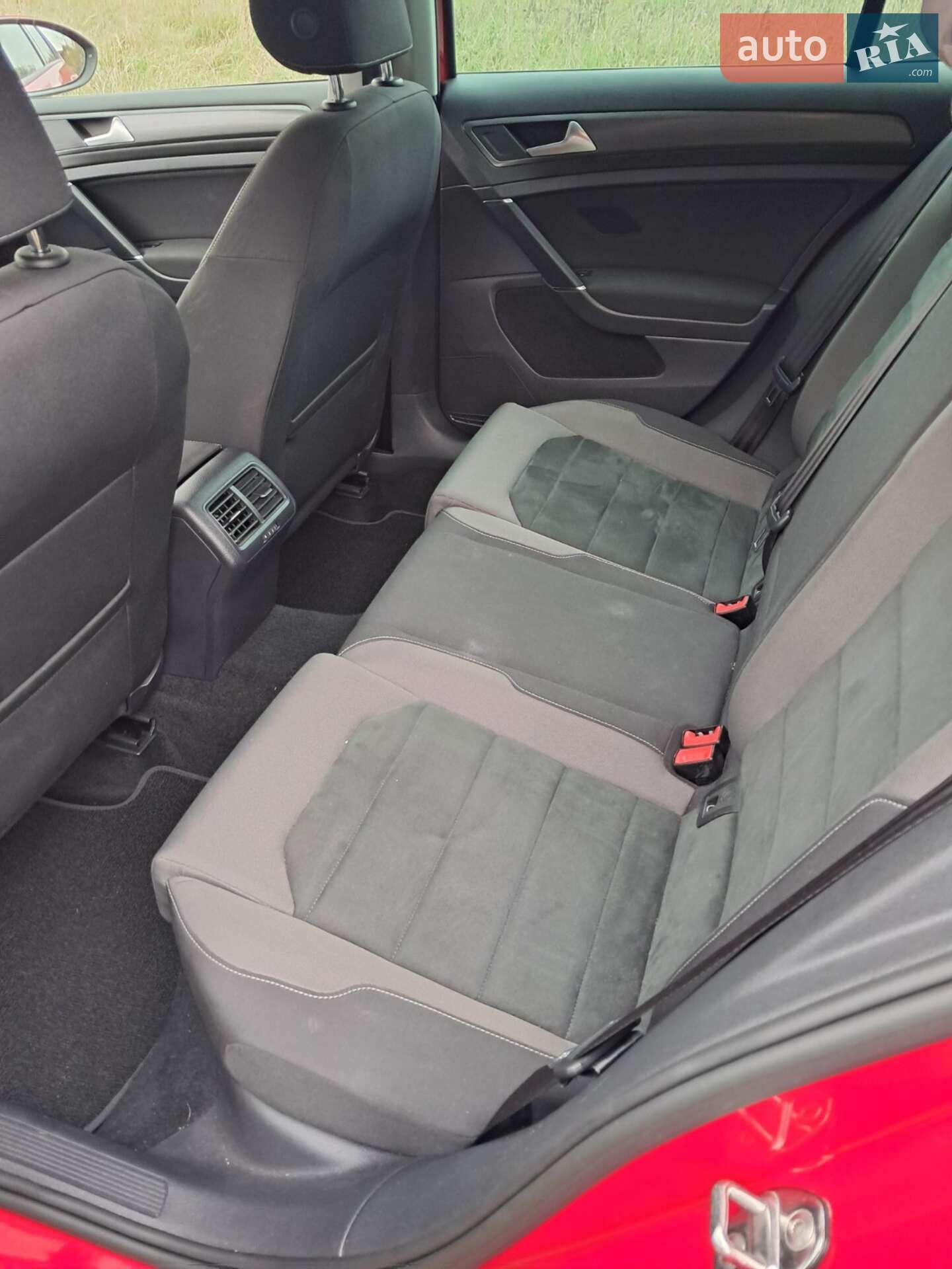 Volkswagen Golf 2019 VIN WVWZZZAUZKP569957 фото оголошення 5 з 13