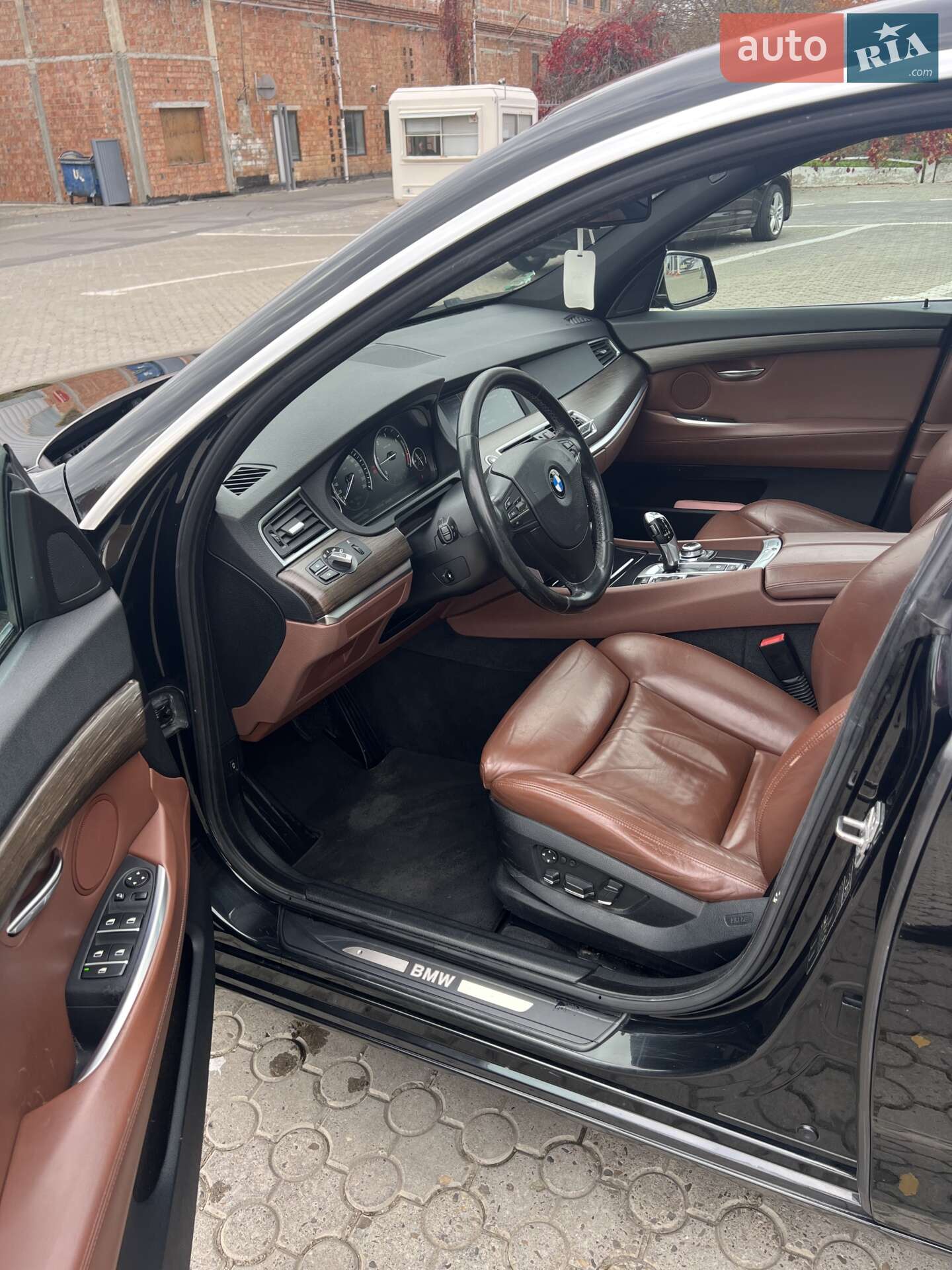 BMW 5 Series GT 2009 VIN WBASN61030C214164 фото оголошення 13 з 16
