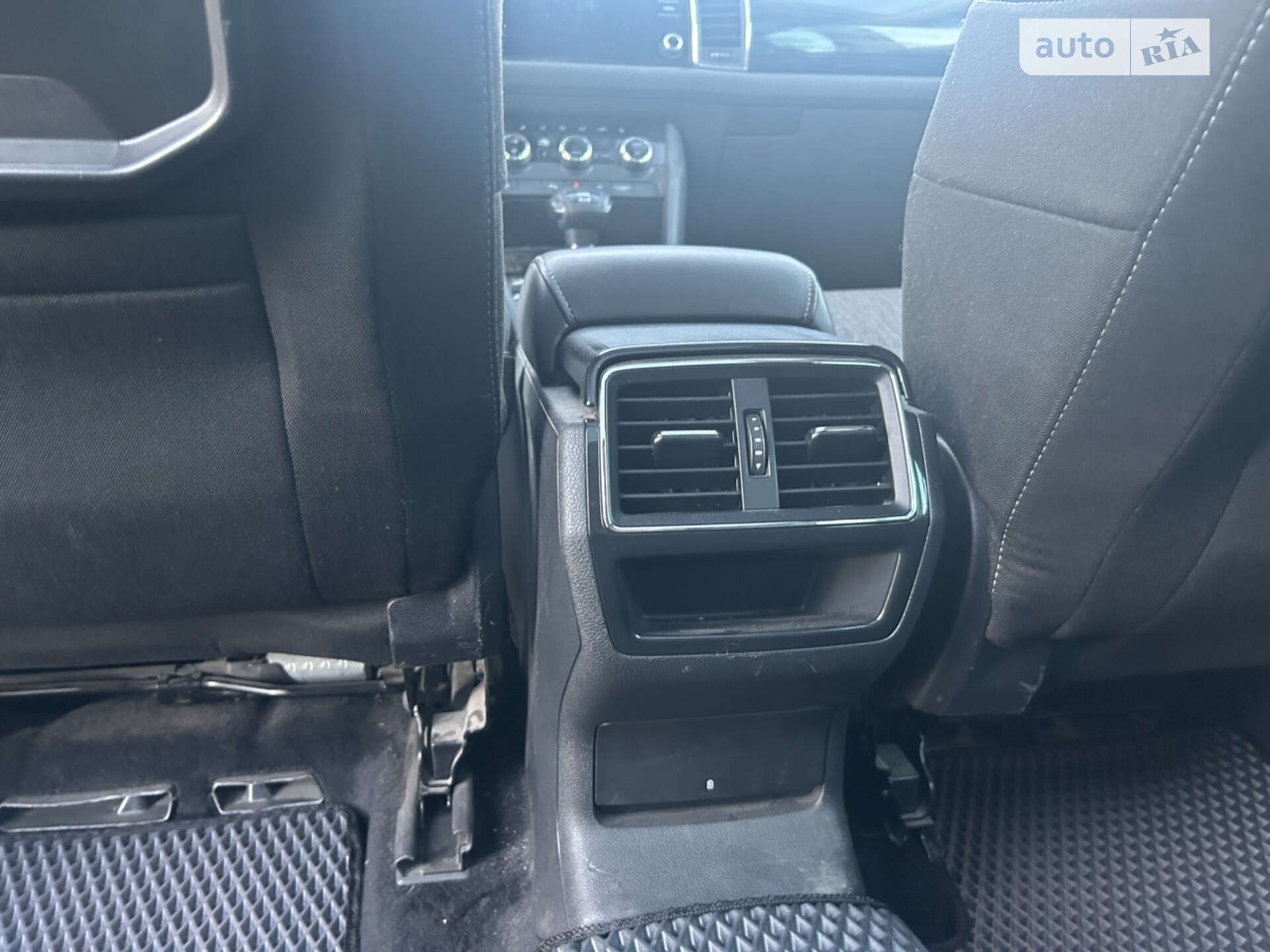 Skoda Kodiaq 2019 VIN TMBLK9NS2L8503167 фото оголошення 18 з 21