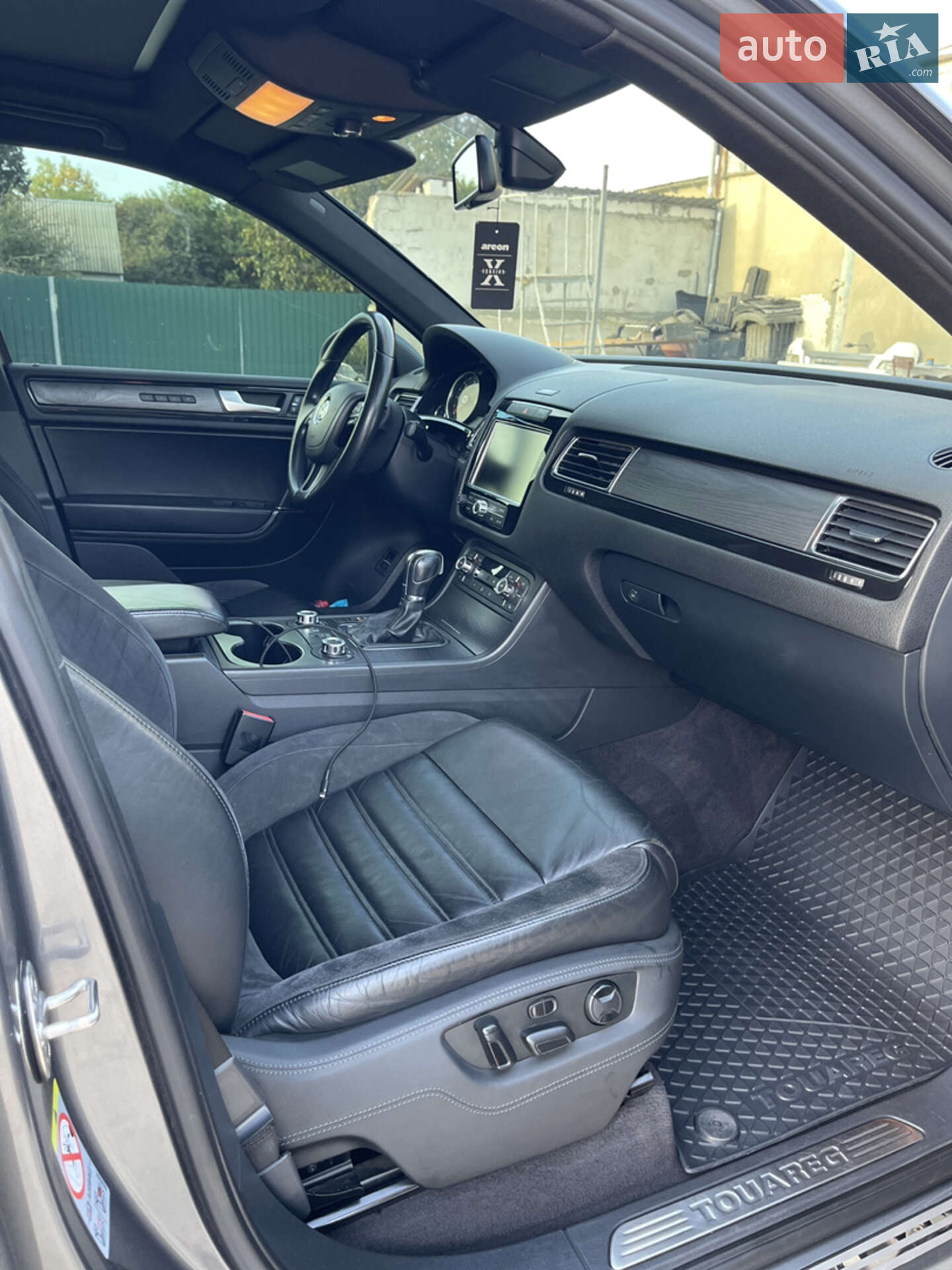 Volkswagen Touareg 2012 VIN WVGZZZ7PZDD013401 фото оголошення 3 з 28