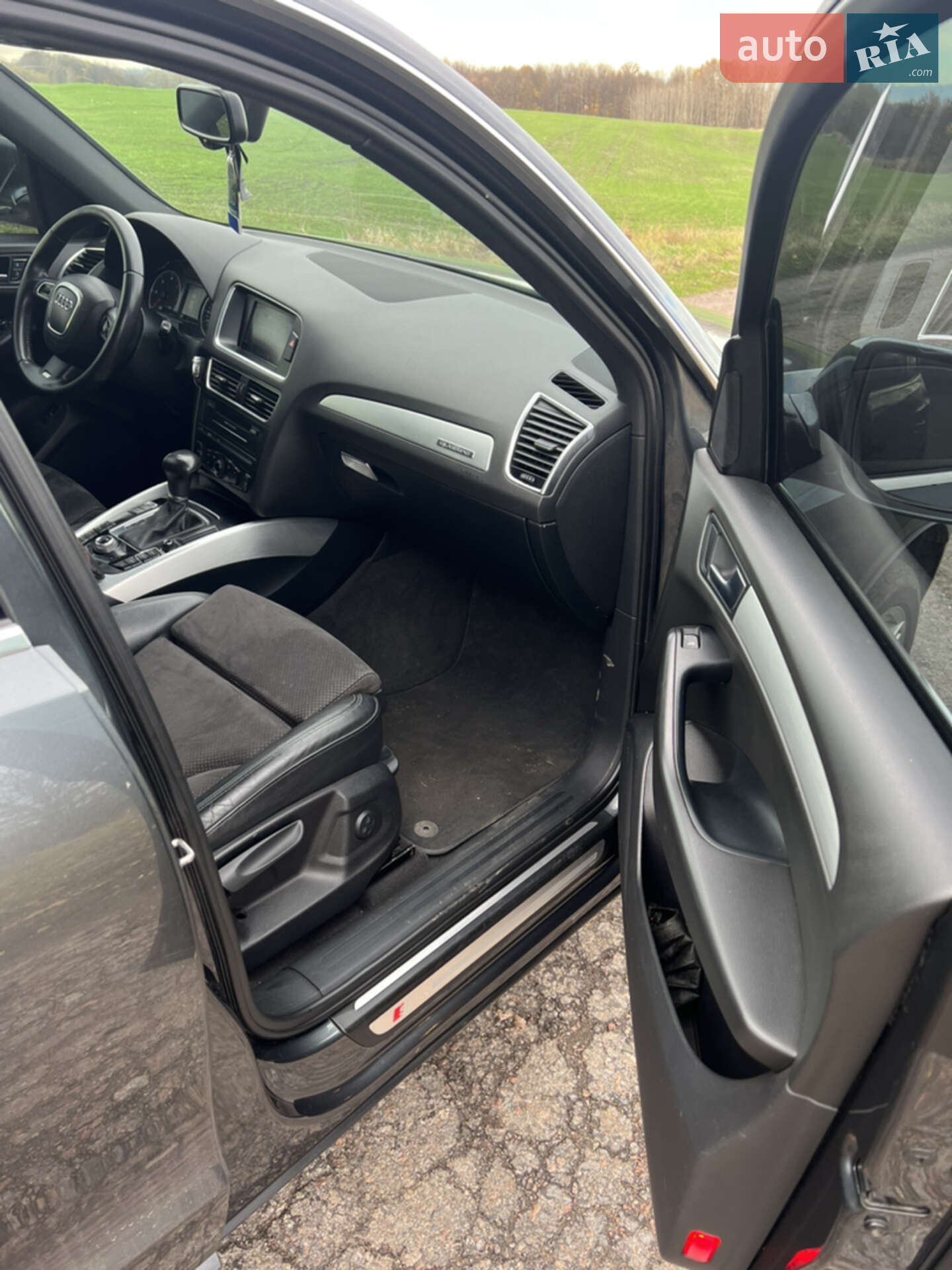 Audi Q5 2011 VIN WAUZZZ8R3CA062475 фото оголошення 6 з 14