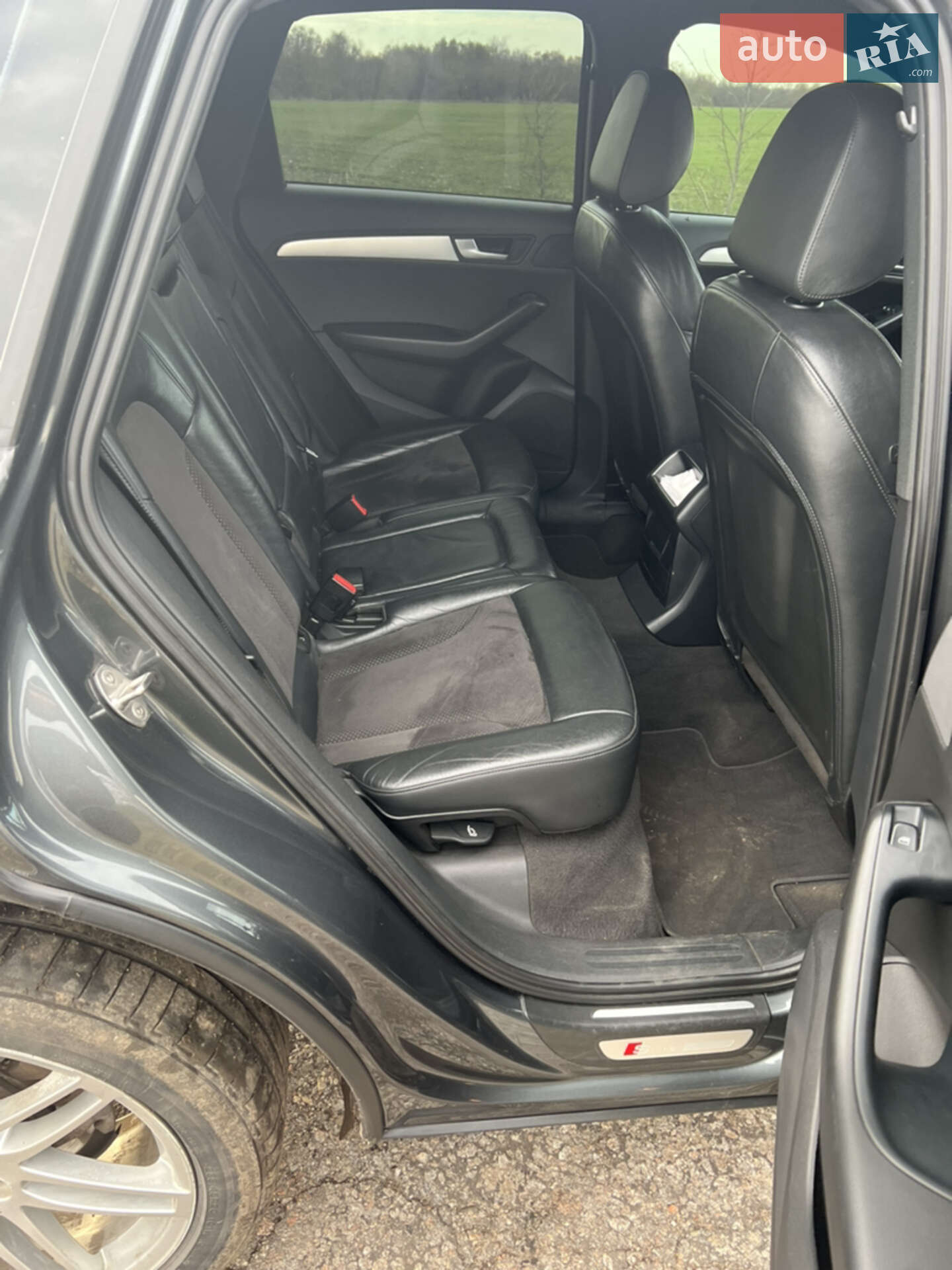 Audi Q5 2011 VIN WAUZZZ8R3CA062475 фото оголошення 8 з 14