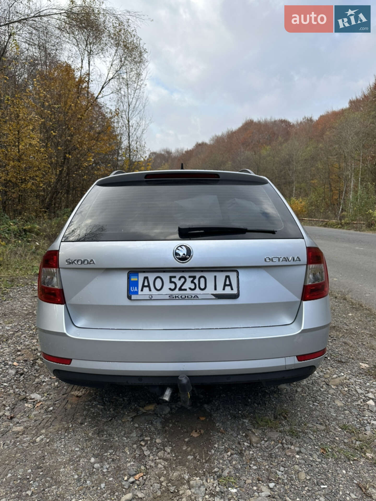 Skoda Octavia 2017 VIN TMBJG7NE8J0143146 фото оголошення 6 з 9
