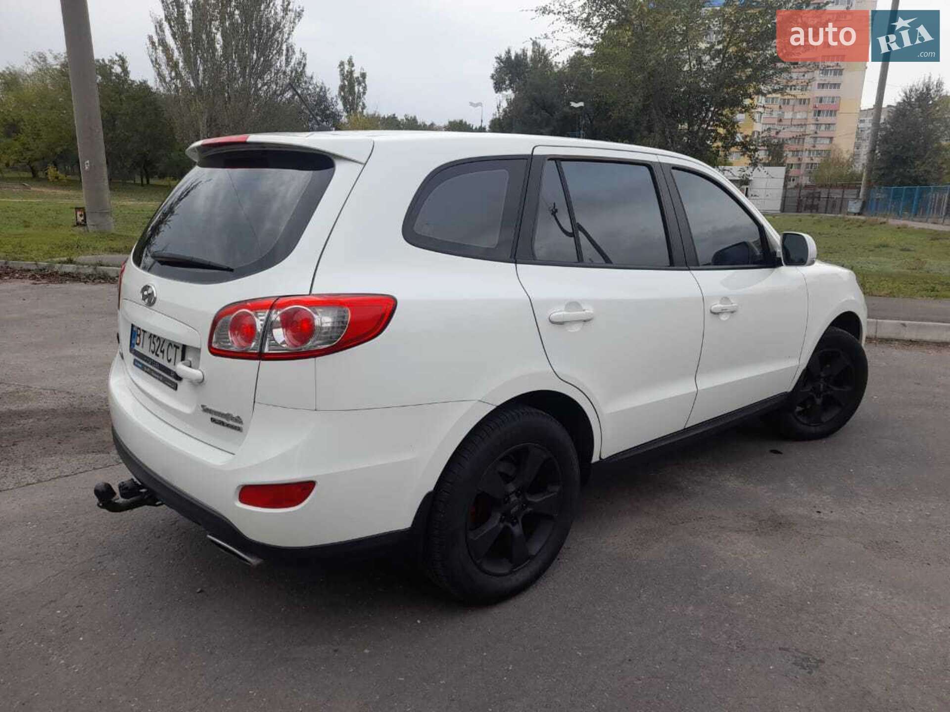 Hyundai Santa FE 2010 VIN KMHSG81XCAU629084 фото оголошення 4 з 8