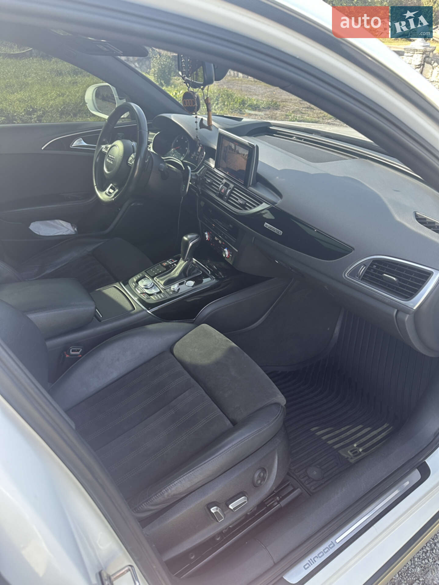 Audi A6 Allroad 2015 VIN WAUZZZ4G8GN075743 фото оголошення 10 з 35