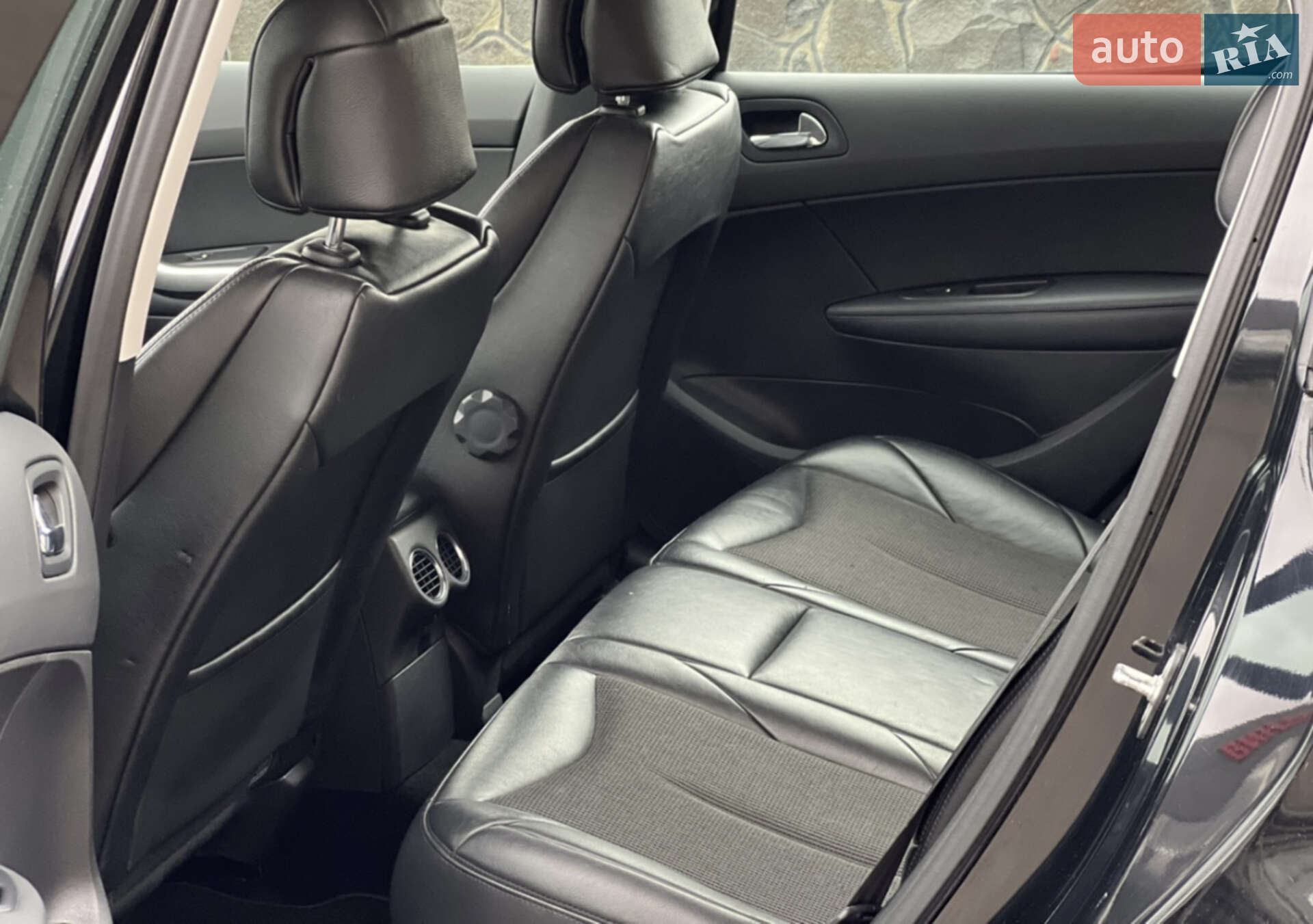 Peugeot 308 2010 VIN VF34C5FU8AS177803 фото оголошення 14 з 17