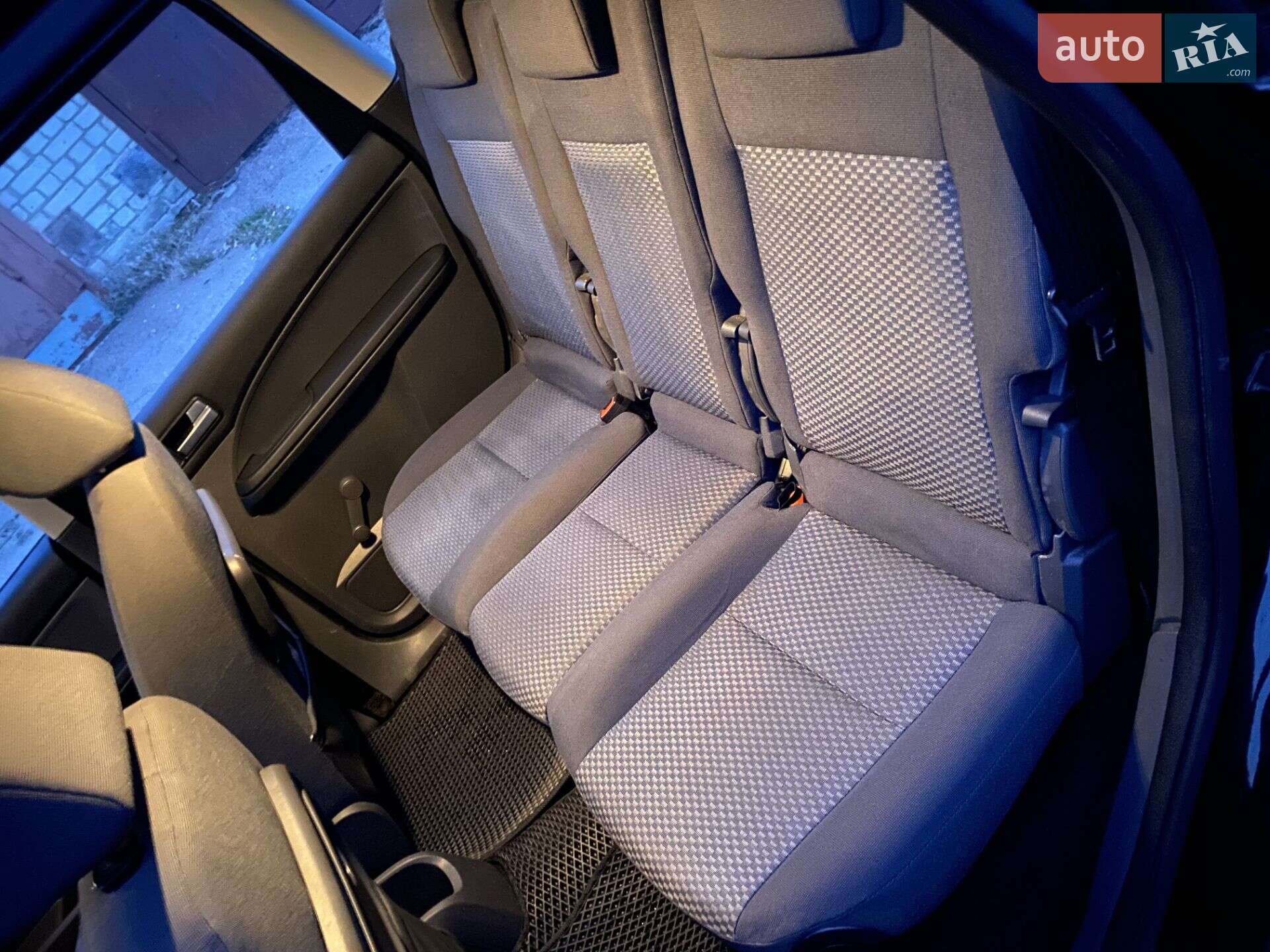 Ford C-Max 2003 VIN WF0MXXGCDM3U84042 фото оголошення 20 з 20