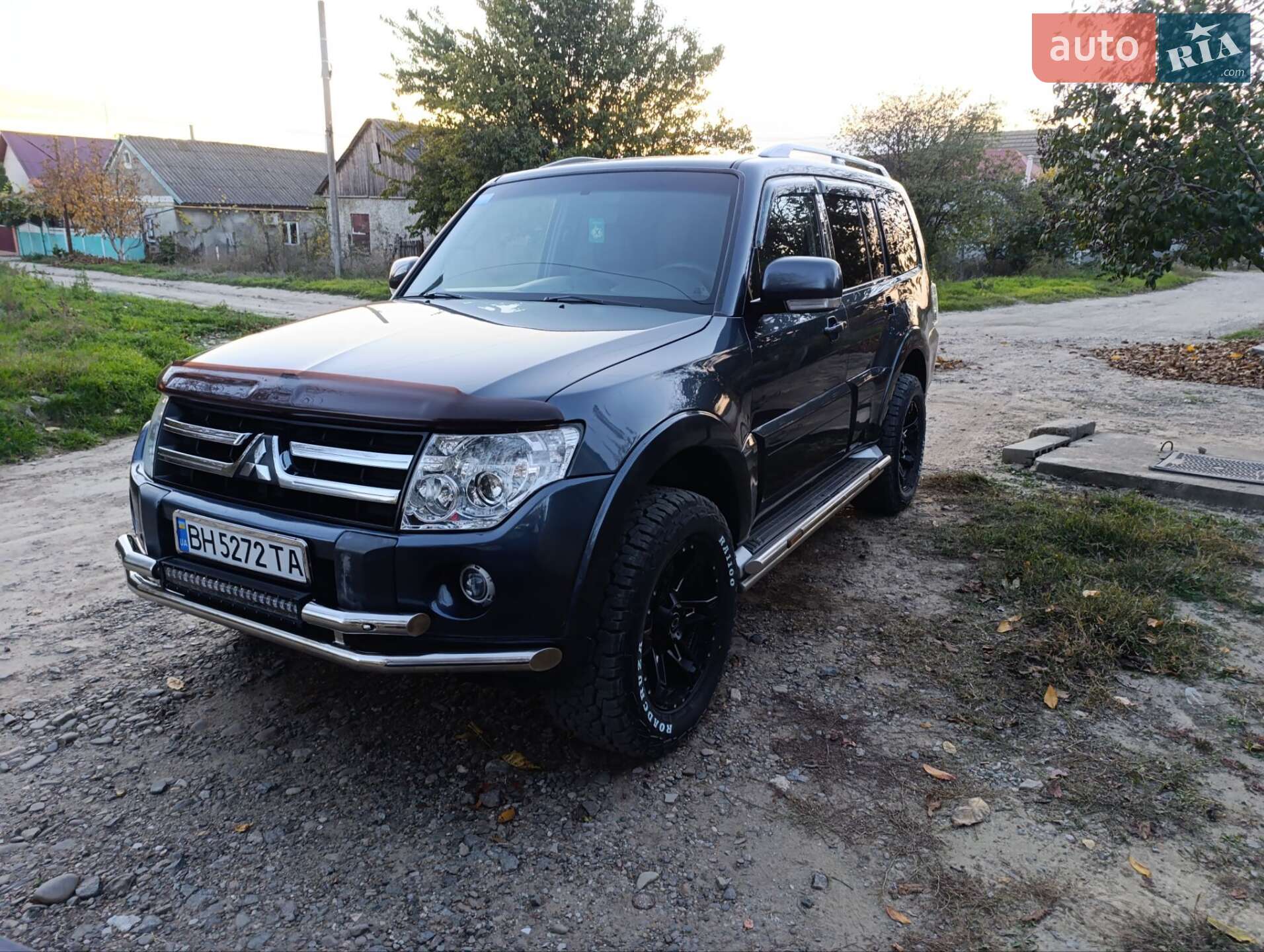 Mitsubishi Pajero 2007 VIN JMBLYV97W7J002489 фото оголошення 2 з 11