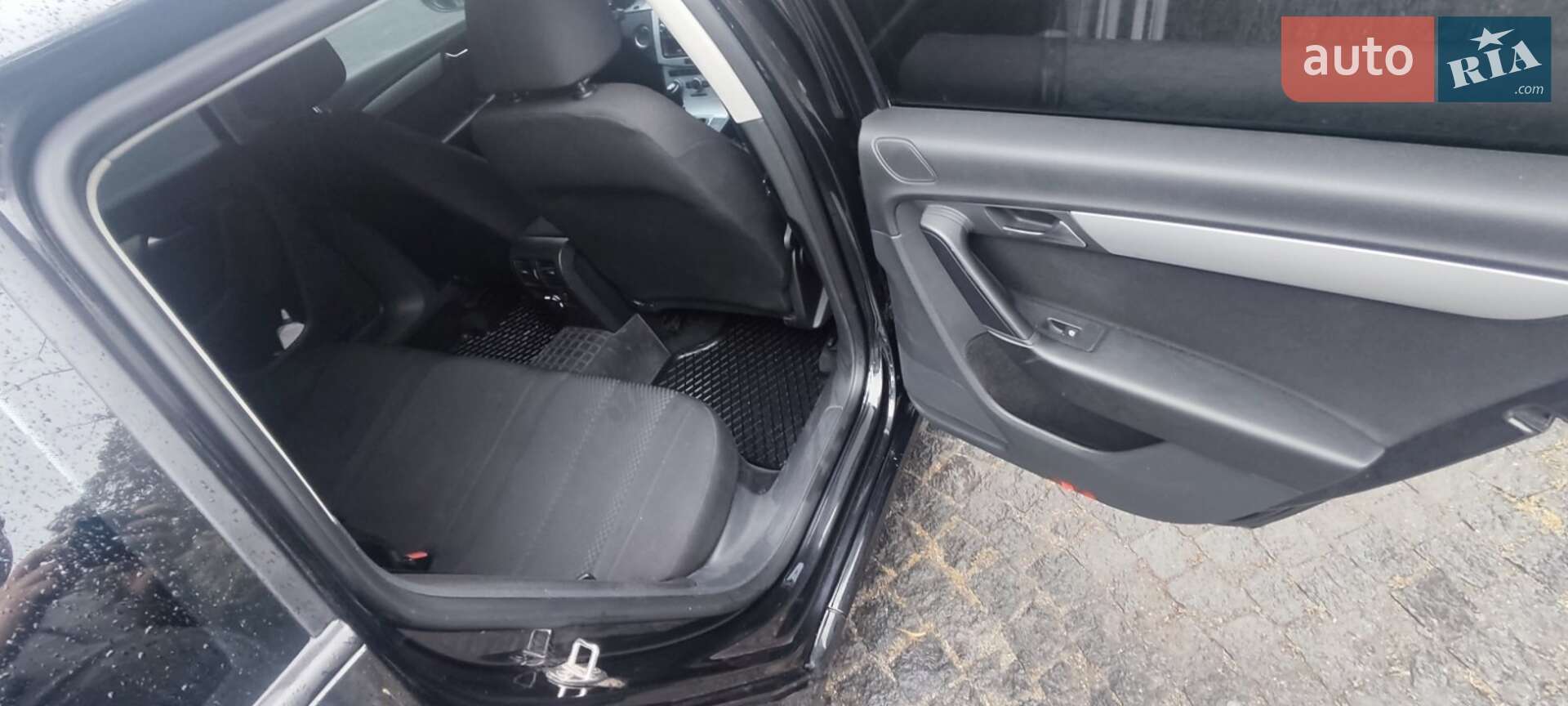 Volkswagen Passat 2012 VIN WVWZZZ3CZDE011222 фото оголошення 9 з 18