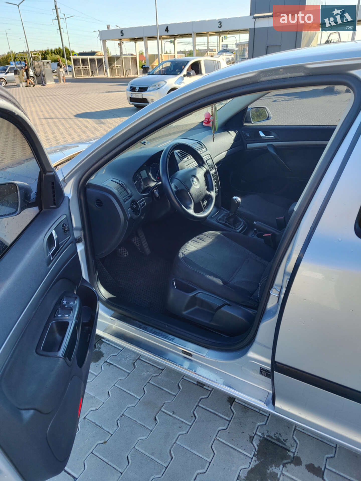 Skoda Octavia 2008 VIN Y6UBD41Z38B153246 фото оголошення 2 з 14