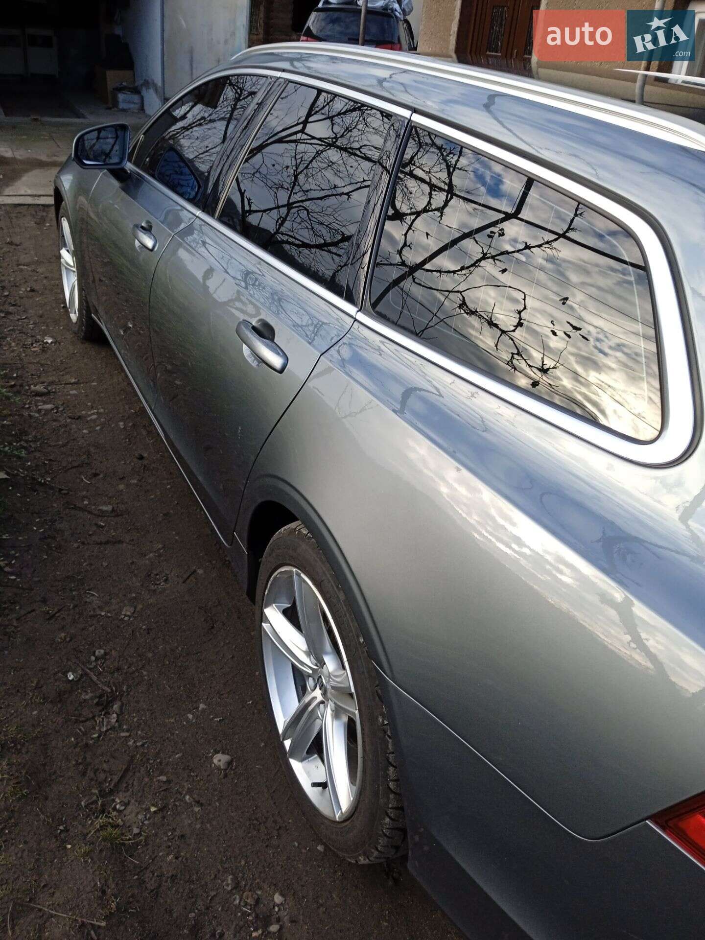 Volvo V90 2017 VIN YV1PW79B0J1053101 фото оголошення 3 з 9