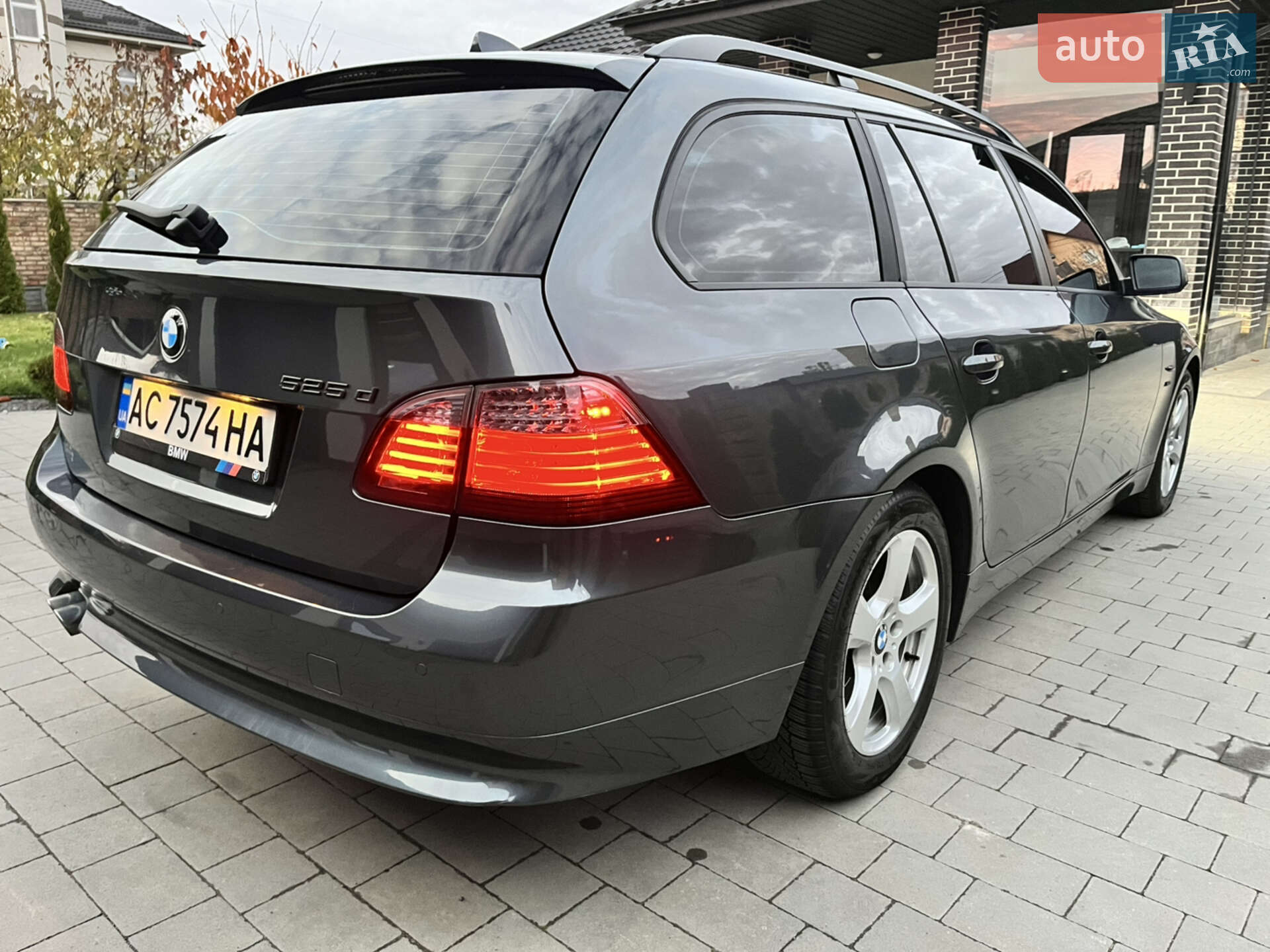BMW 5 Series 2009 VIN WBAPY51090C317998 фото оголошення 10 з 91