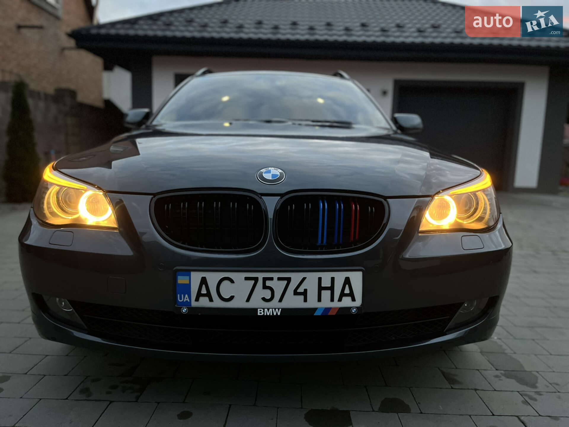 BMW 5 Series 2009 VIN WBAPY51090C317998 фото оголошення 25 з 91