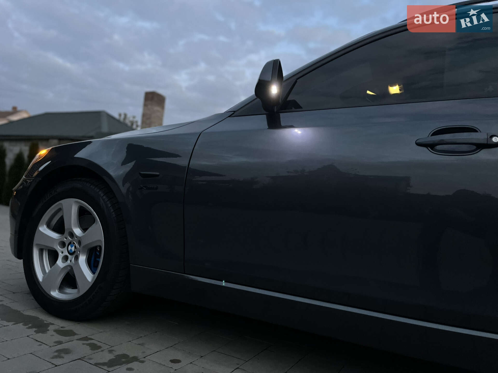 BMW 5 Series 2009 VIN WBAPY51090C317998 фото оголошення 30 з 91