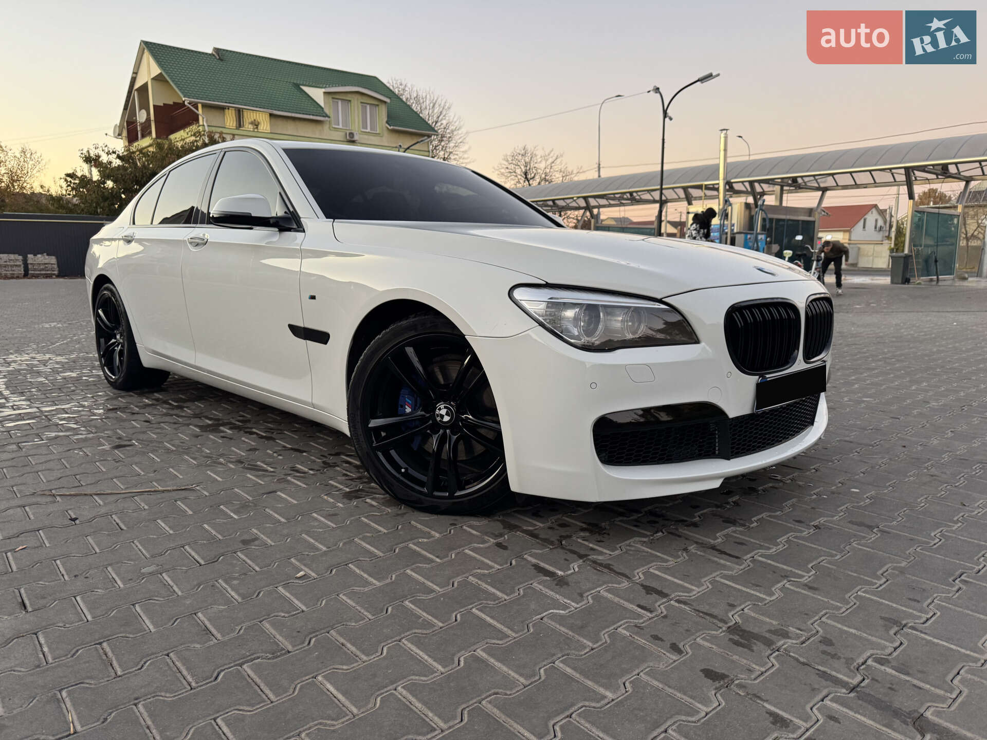BMW 7 Series 2013 VIN WBAYA6C56DD143895 фото оголошення 4 з 68