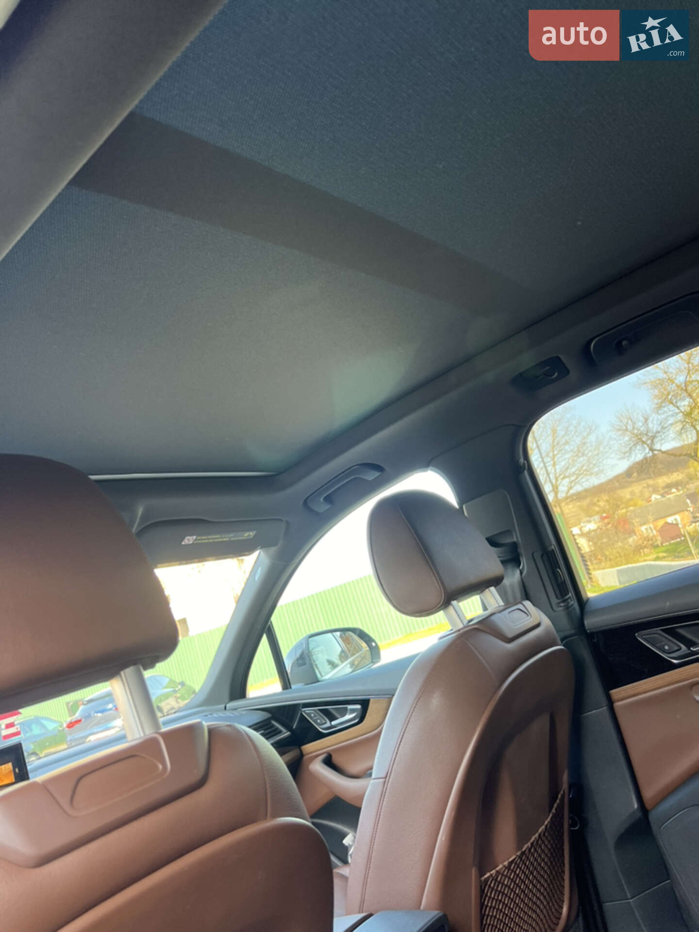 Audi Q7 2016 VIN WA1LAAF77HD012682 фото оголошення 11 з 21