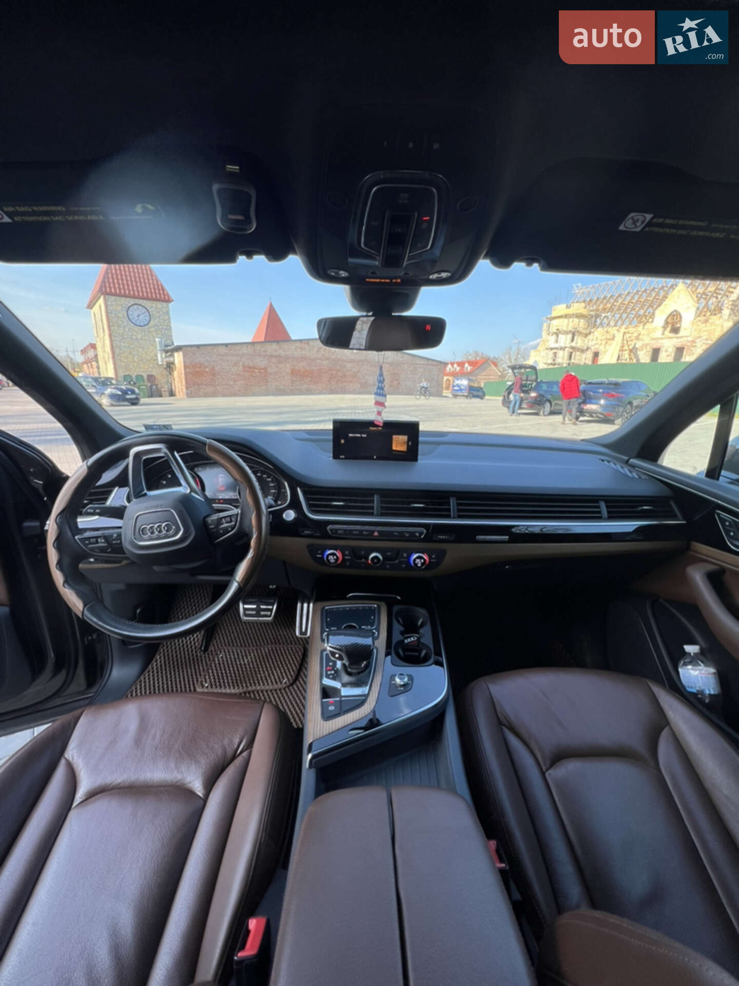 Audi Q7 2016 VIN WA1LAAF77HD012682 фото оголошення 12 з 21