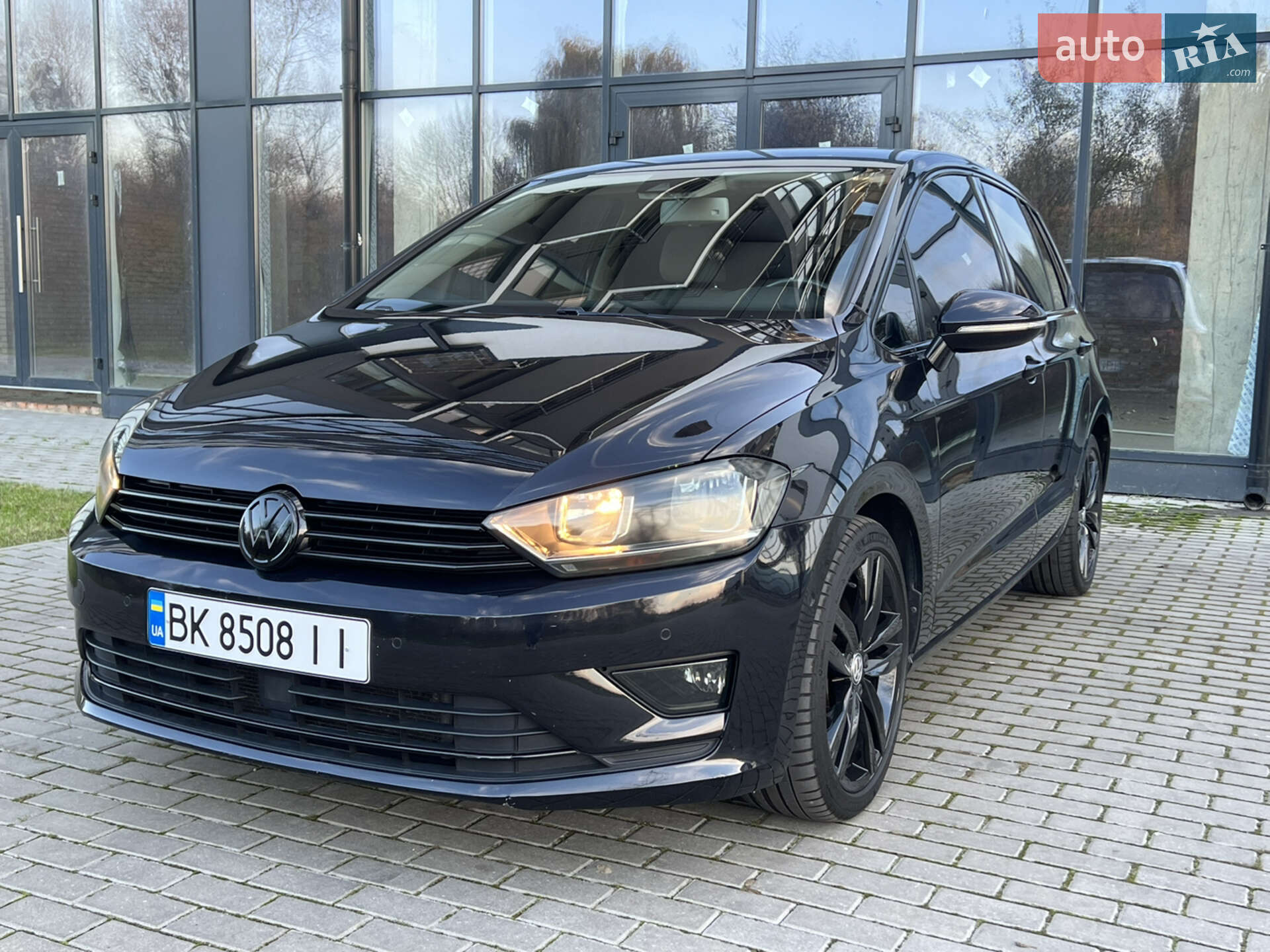 Volkswagen Golf Sportsvan 2014 VIN WVWZZZAUZFW518799 фото оголошення 2 з 19