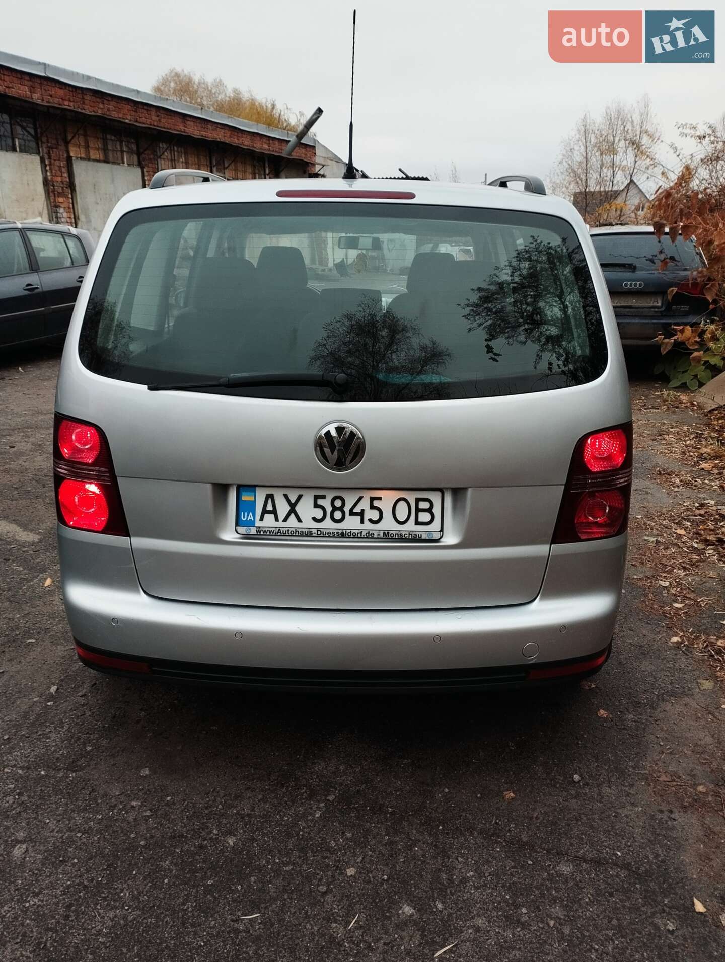 Volkswagen Touran 2010 VIN WVGZZZ1TZAW069135 фото оголошення 10 з 19