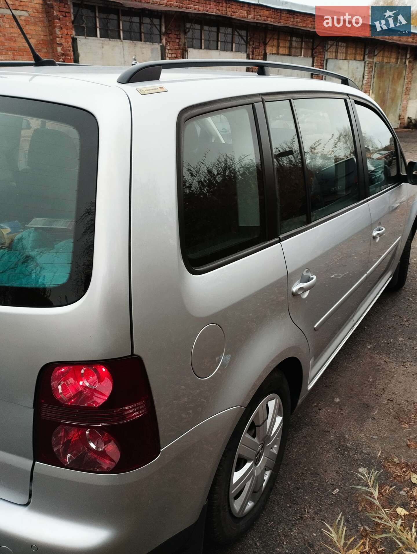 Volkswagen Touran 2010 VIN WVGZZZ1TZAW069135 фото оголошення 11 з 19