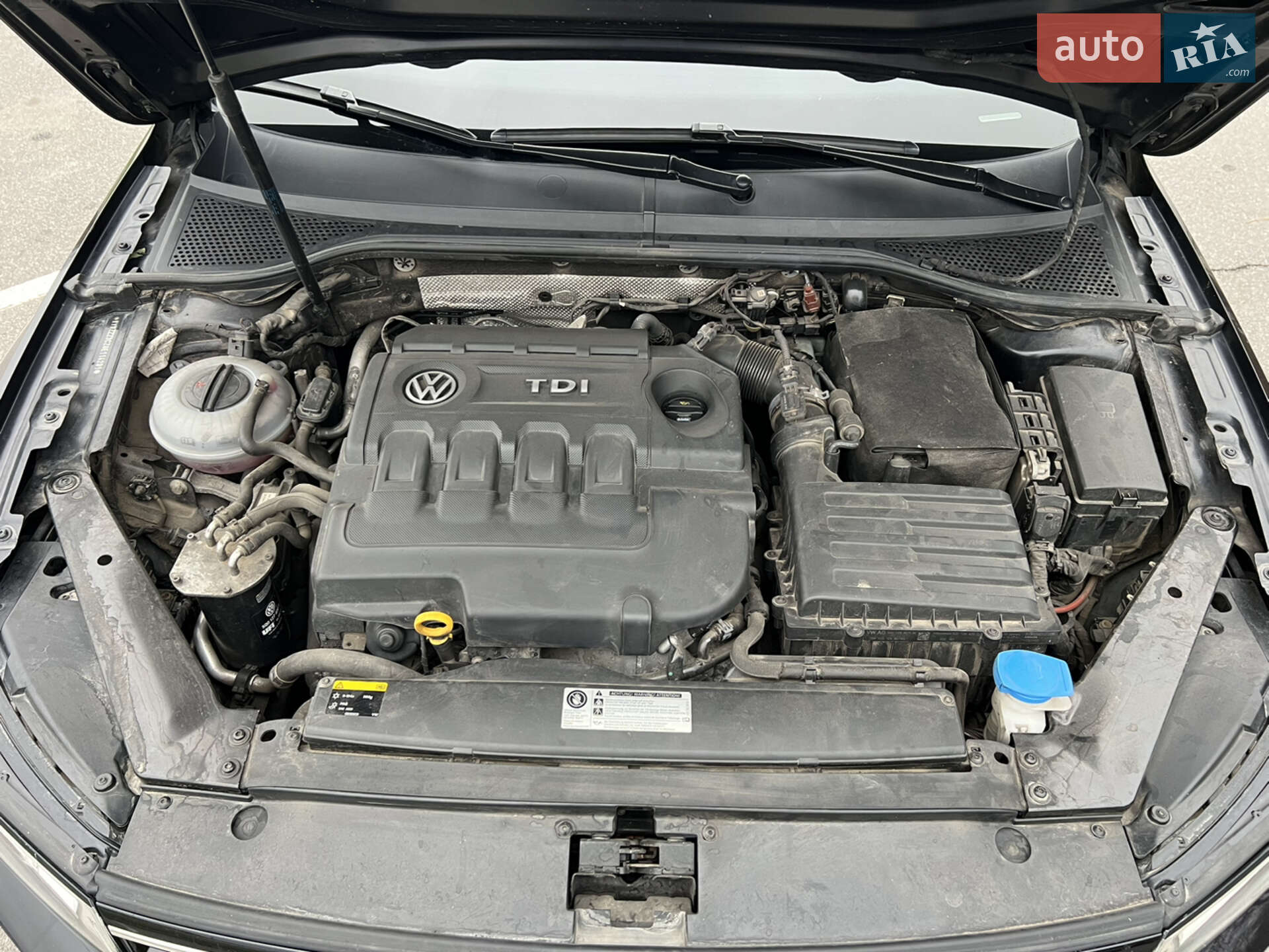 Volkswagen Passat 2015 VIN WVWZZZ3CZGE114231 фото оголошення 4 з 18