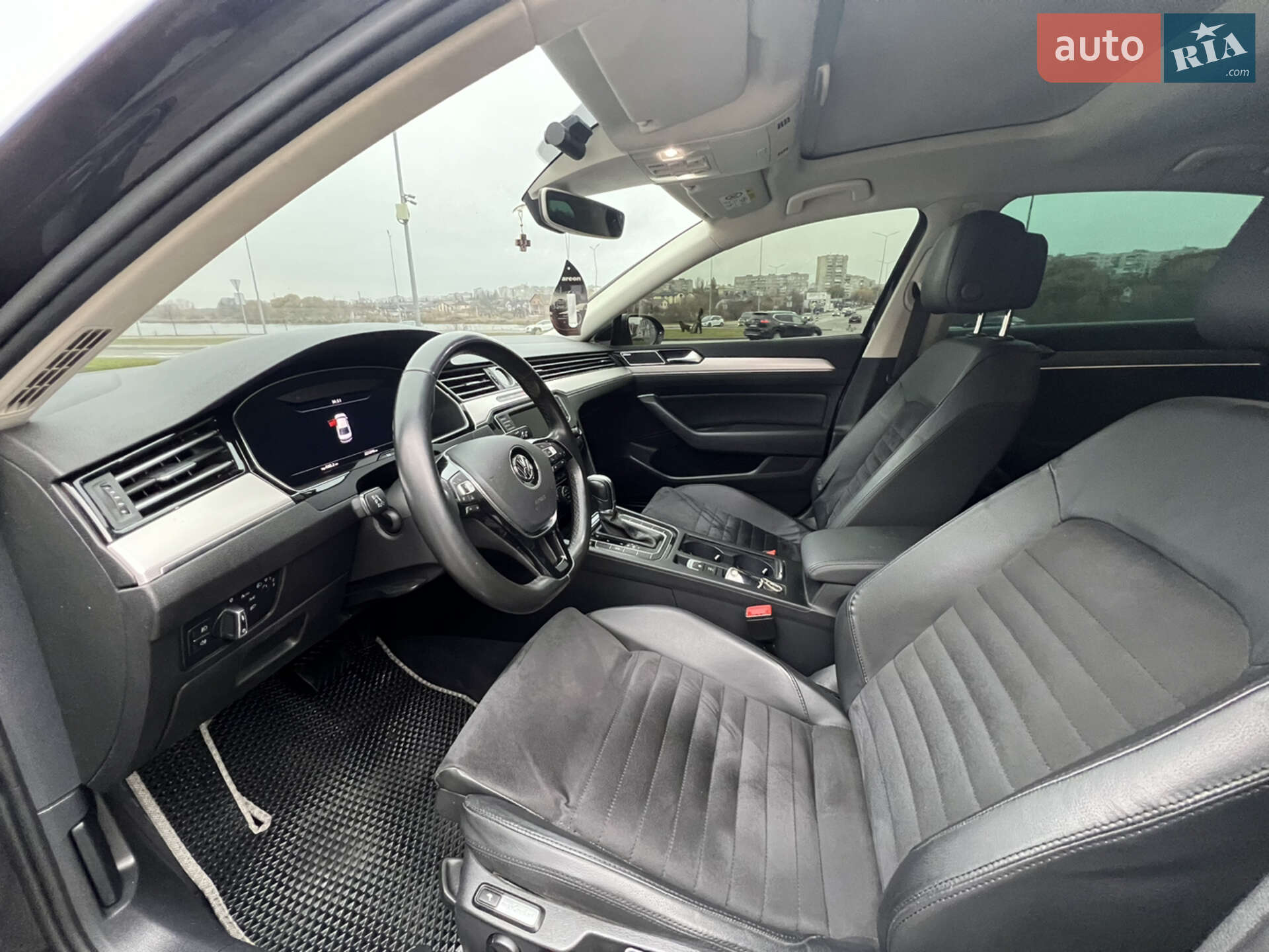 Volkswagen Passat 2015 VIN WVWZZZ3CZGE114231 фото оголошення 8 з 18