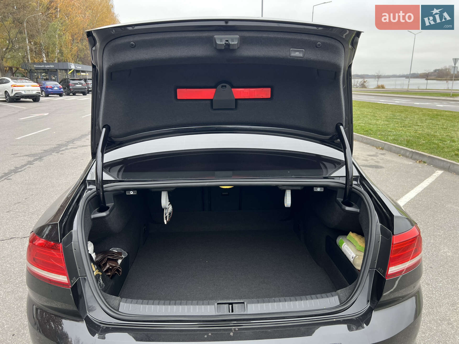 Volkswagen Passat 2015 VIN WVWZZZ3CZGE114231 фото оголошення 9 з 18
