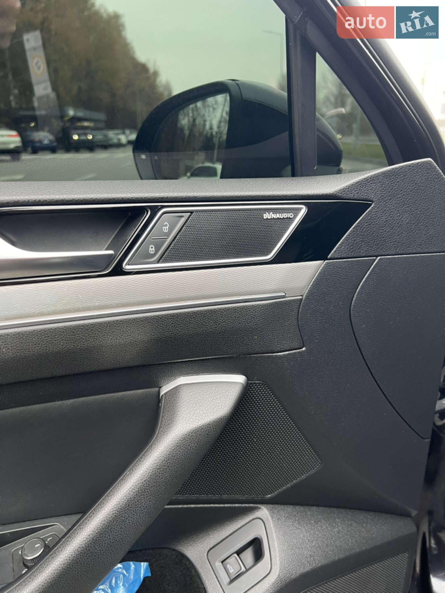 Volkswagen Passat 2015 VIN WVWZZZ3CZGE114231 фото оголошення 13 з 18