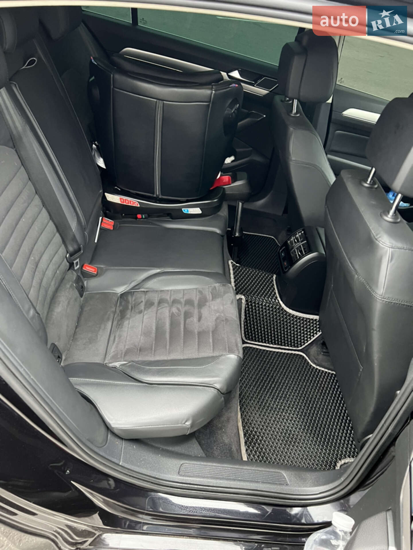 Volkswagen Passat 2015 VIN WVWZZZ3CZGE114231 фото оголошення 14 з 18