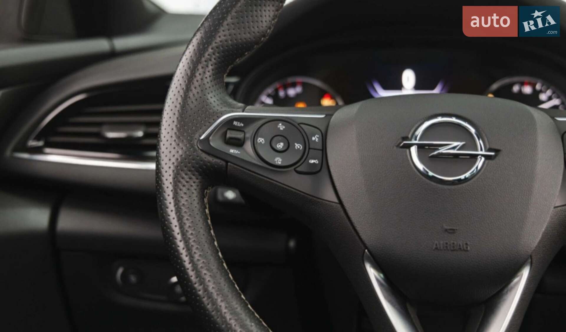 Opel Astra 2018 VIN W0VBF8EK0J8059395 фото оголошення 3 з 5