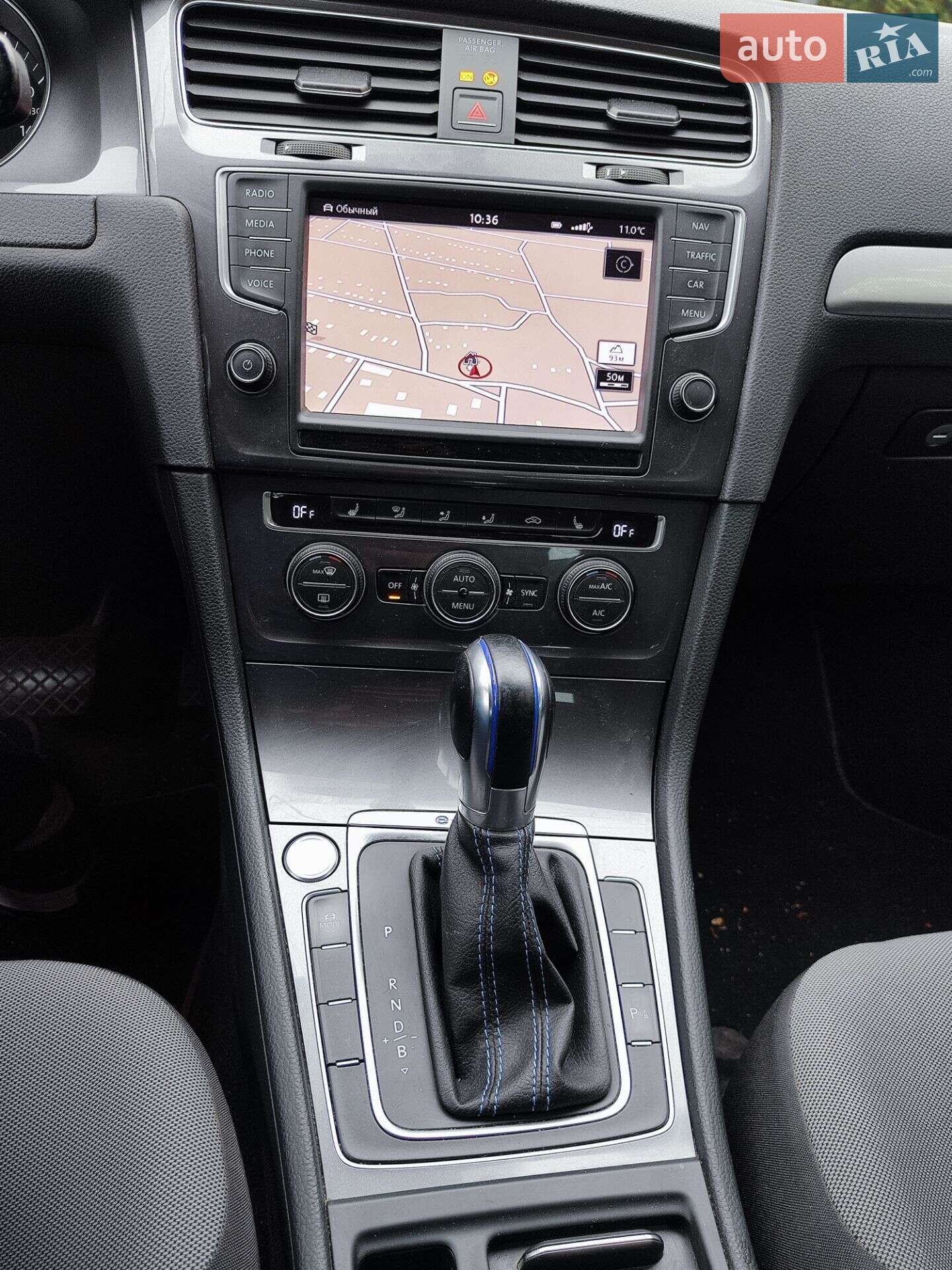 Volkswagen e-Golf 2015 VIN WVWZZZAUZFW906057 фото оголошення 2 з 16