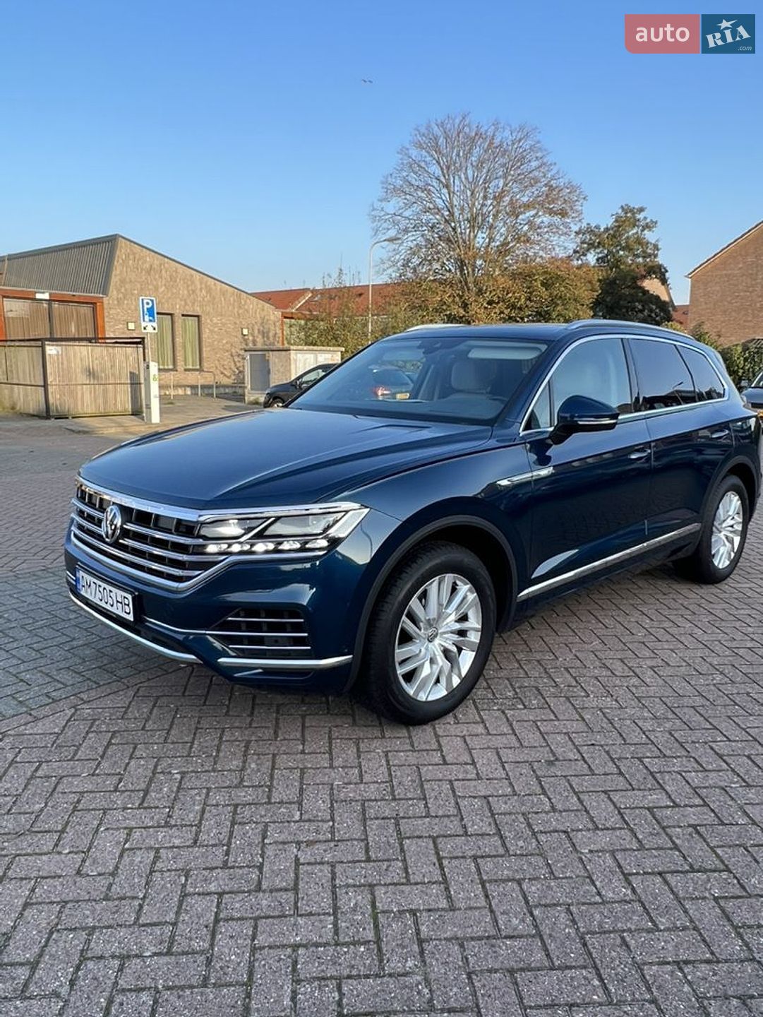 Volkswagen Touareg 2018 VIN WVGZZZCRZKD011878 фото оголошення 4 з 33