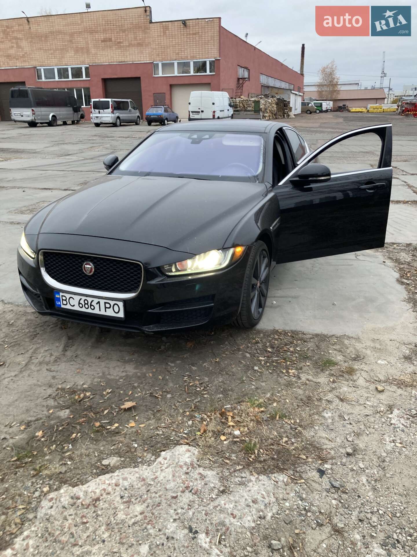 Jaguar XE 2018 VIN SAJAK4GX1JCP40148 фото оголошення 8 з 32