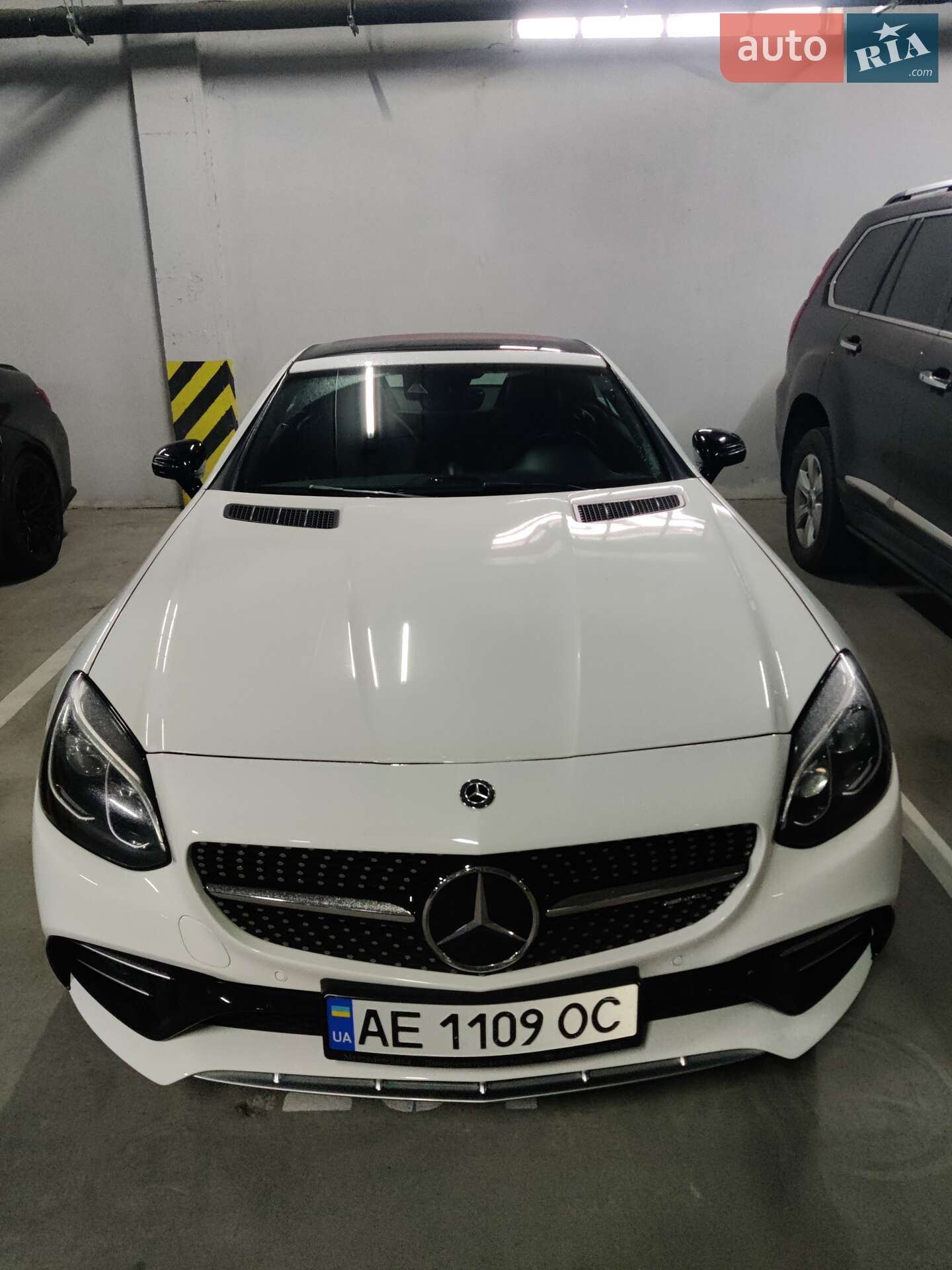 Mercedes-Benz SLC-Class 2018 VIN WDDPK6GA3KF160681 фото оголошення 3 з 19