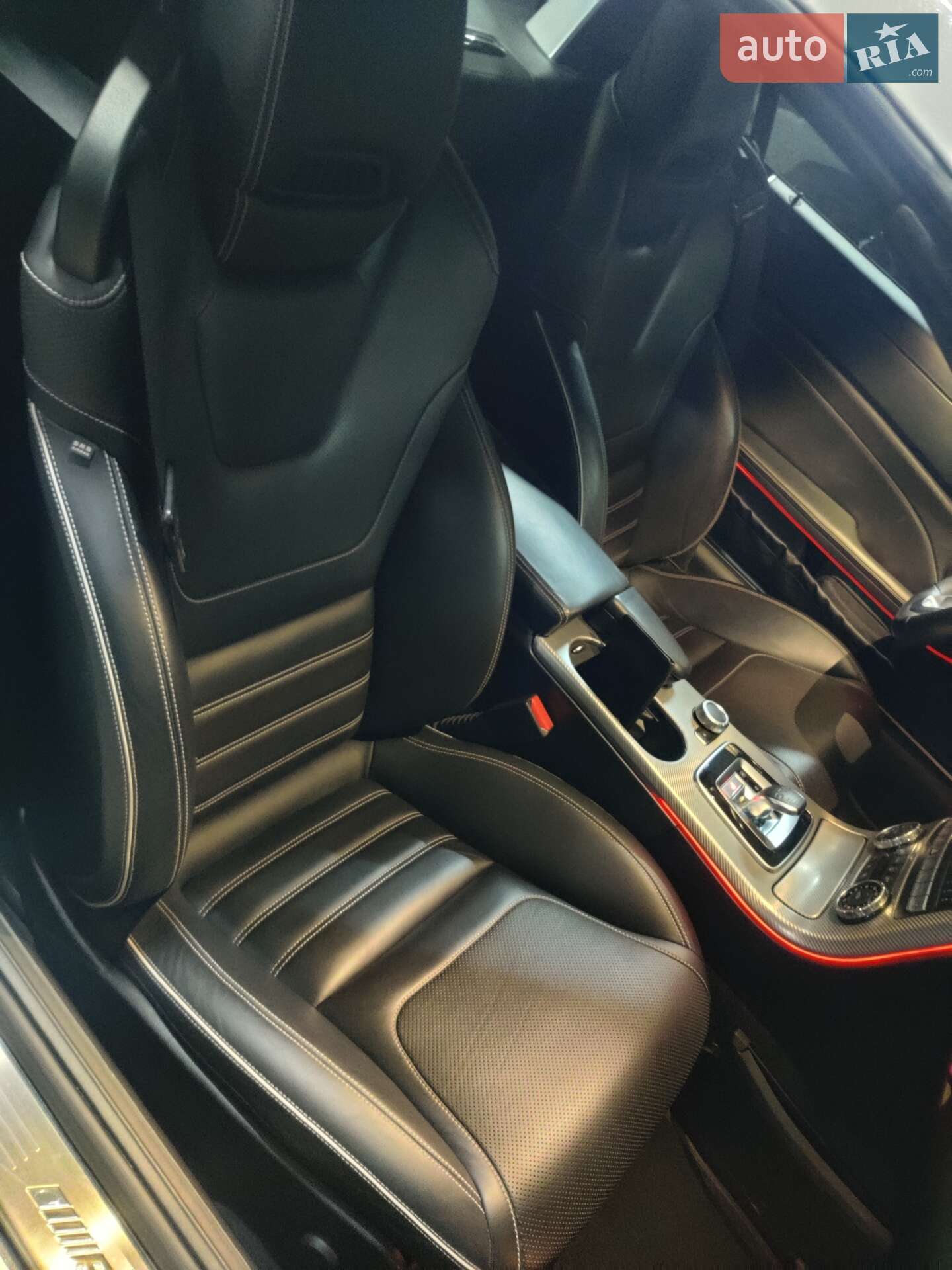 Mercedes-Benz SLC-Class 2018 VIN WDDPK6GA3KF160681 фото оголошення 11 з 19