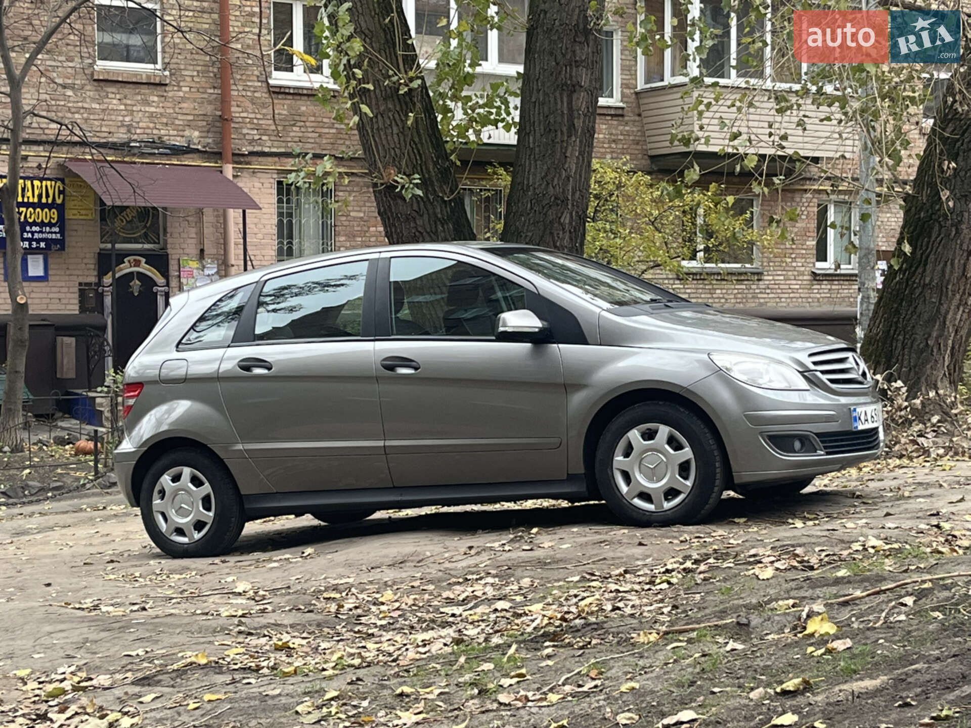 Mercedes-Benz B-Class 2005 VIN WDD2452311J054153 фото оголошення 5 з 44