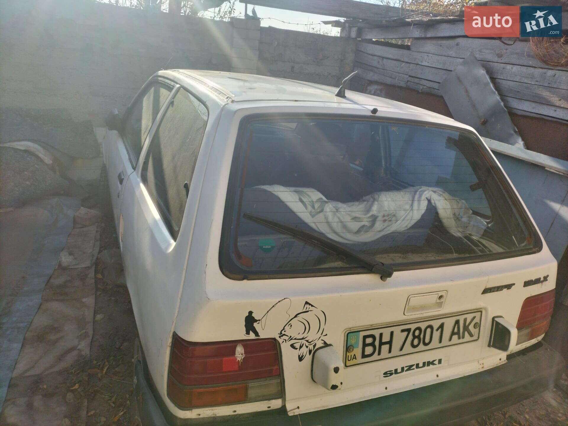 Suzuki Swift 1988 VIN JSA0AA53S00103210 фото оголошення 14 з 18