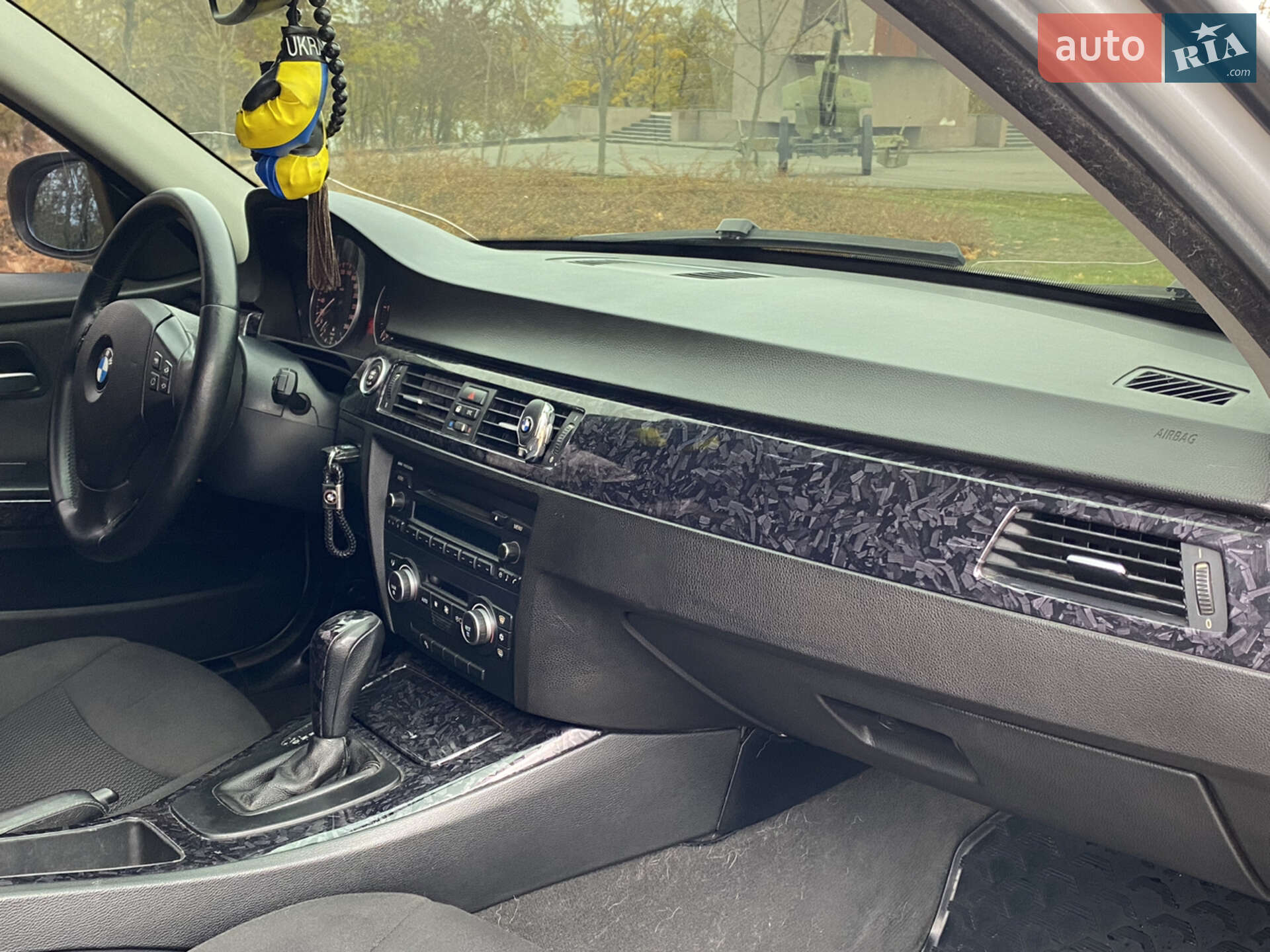 BMW 3 Series 2009 VIN WBAPN31080E135355 фото оголошення 17 з 19