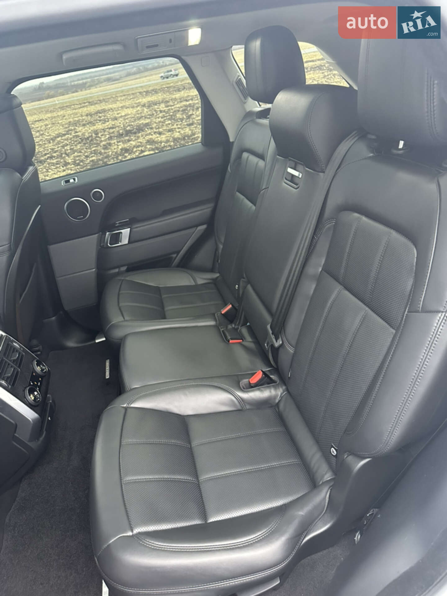 Land Rover Range Rover Sport 2019 VIN SALWR2RV9KA826202 фото оголошення 11 з 36