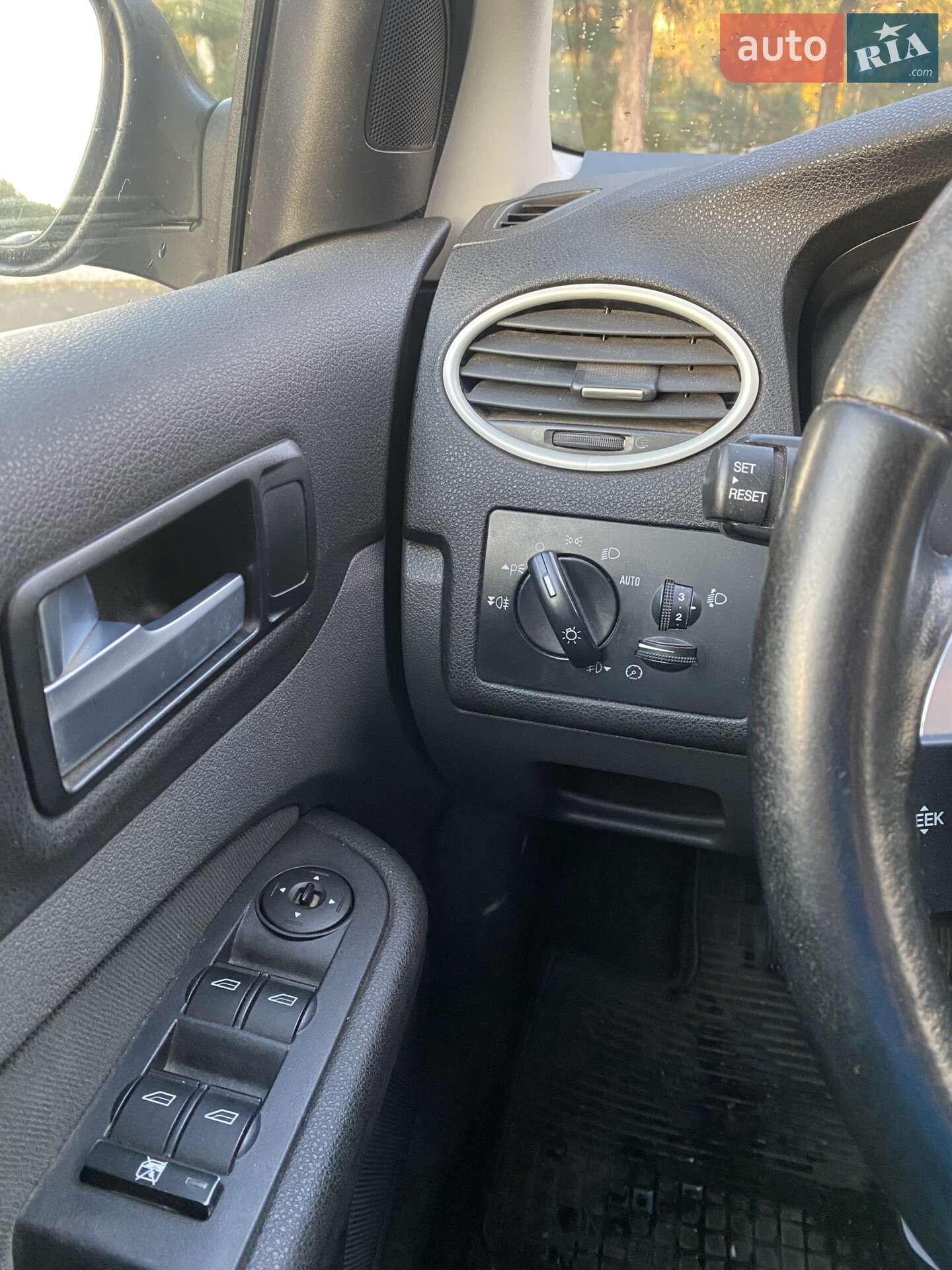Ford Focus 2004 VIN WF0WXXGCDW4T58595 фото оголошення 14 з 21