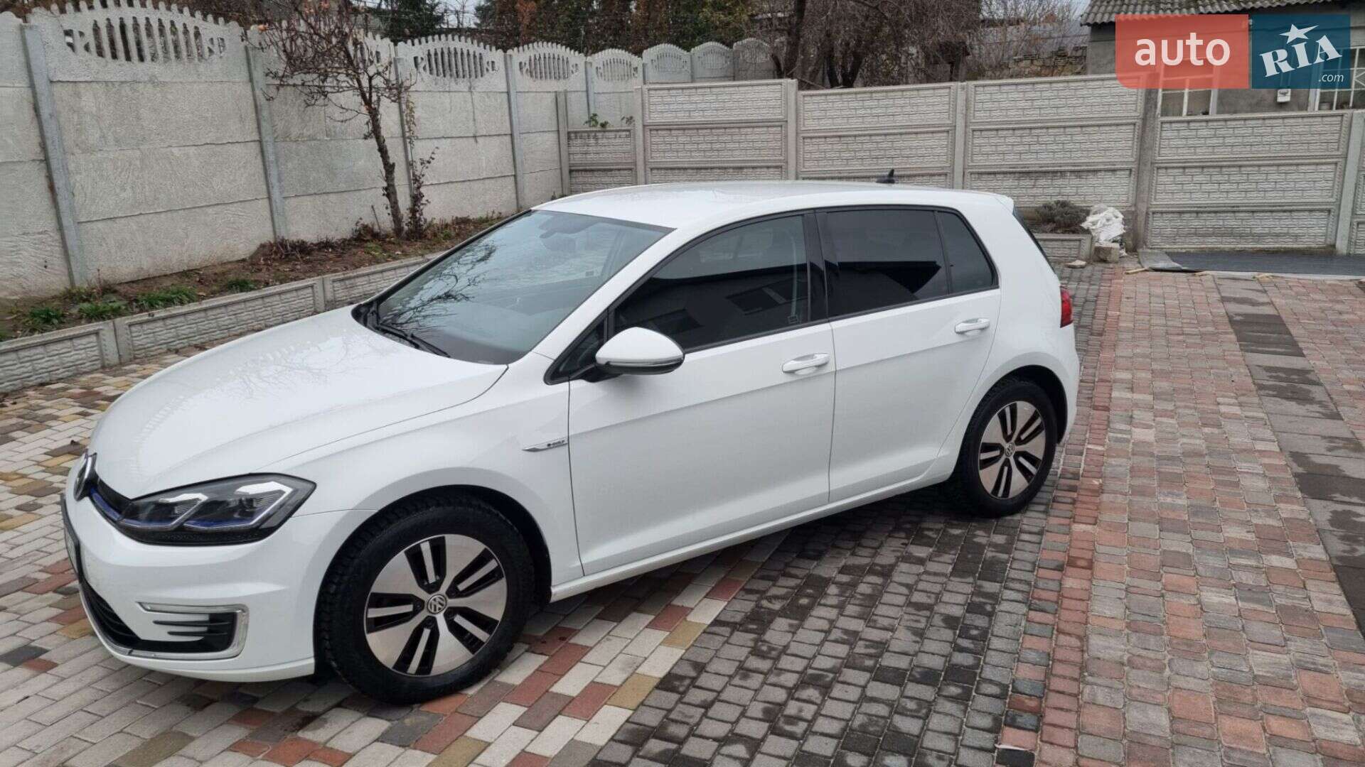 Volkswagen e-Golf 2020 VIN WVWPR7AU5LW910792 фото оголошення 6 з 14