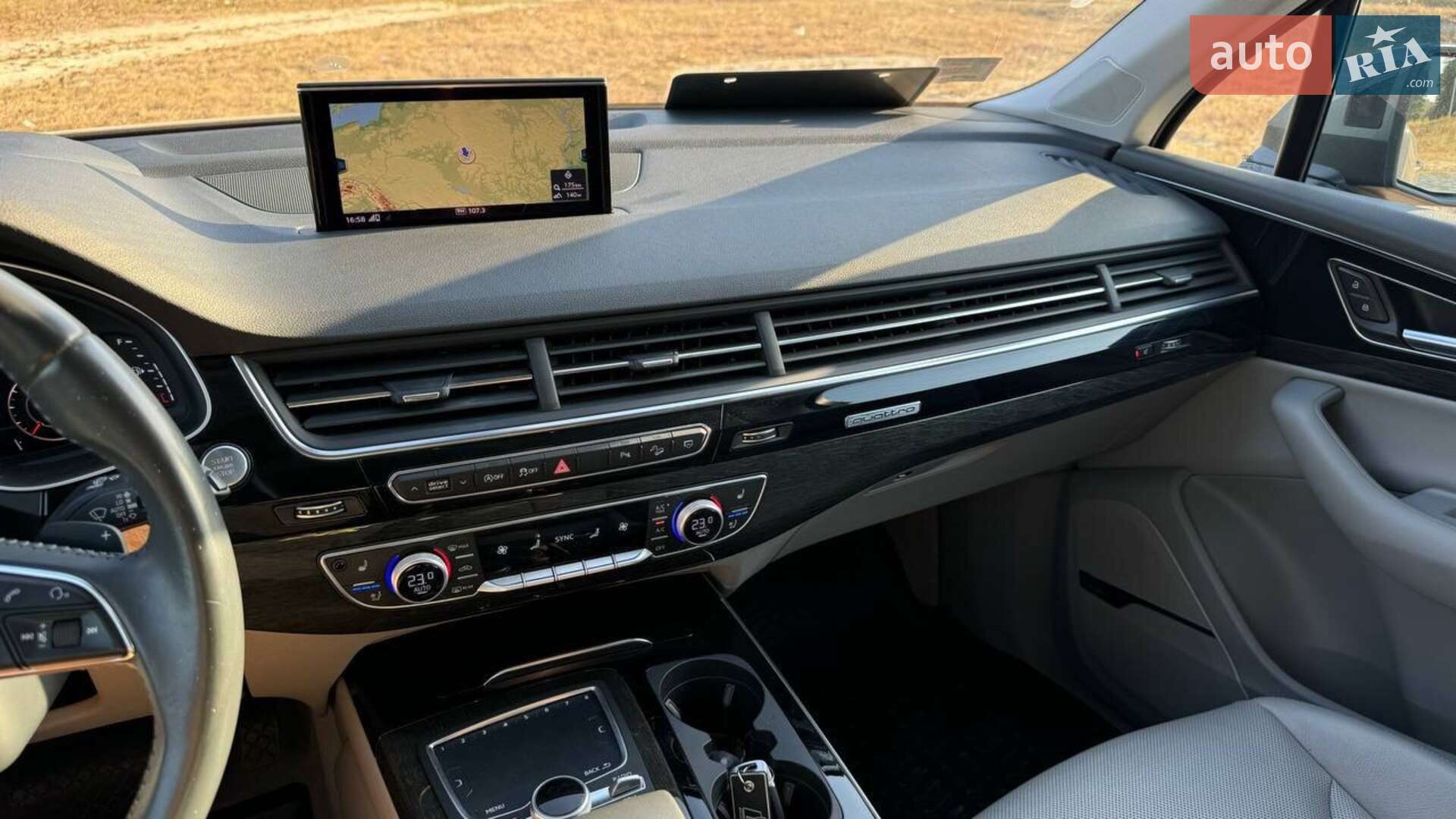 Audi Q7 2017 VIN WA1VAAF76JD005723 фото оголошення 31 з 37