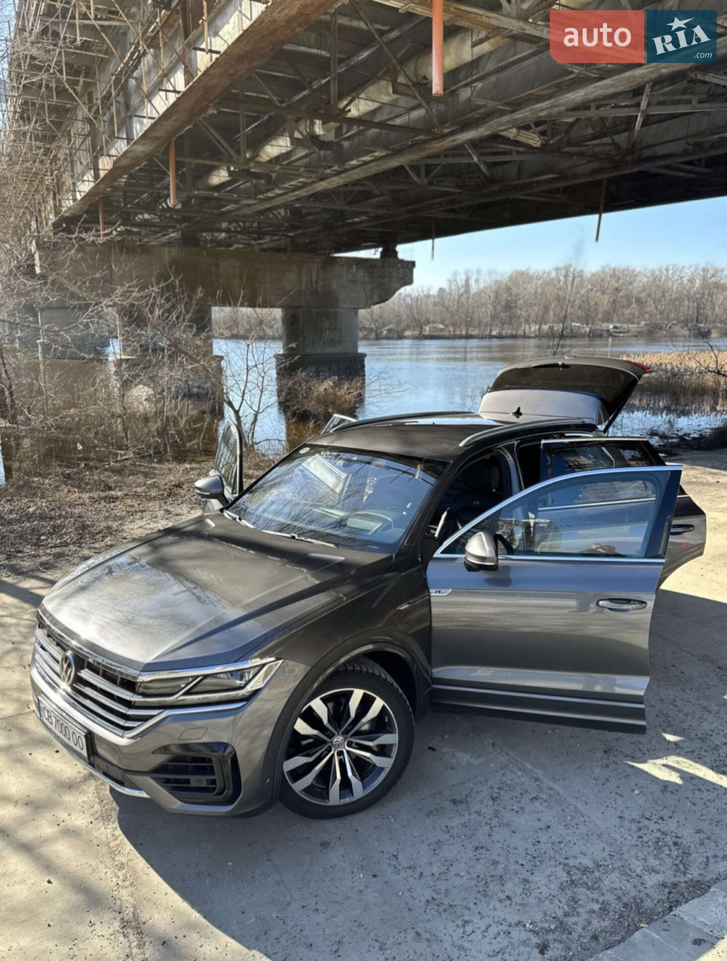Volkswagen Touareg 2019 VIN WVGZZZCRZKD047738 фото оголошення 13 з 34