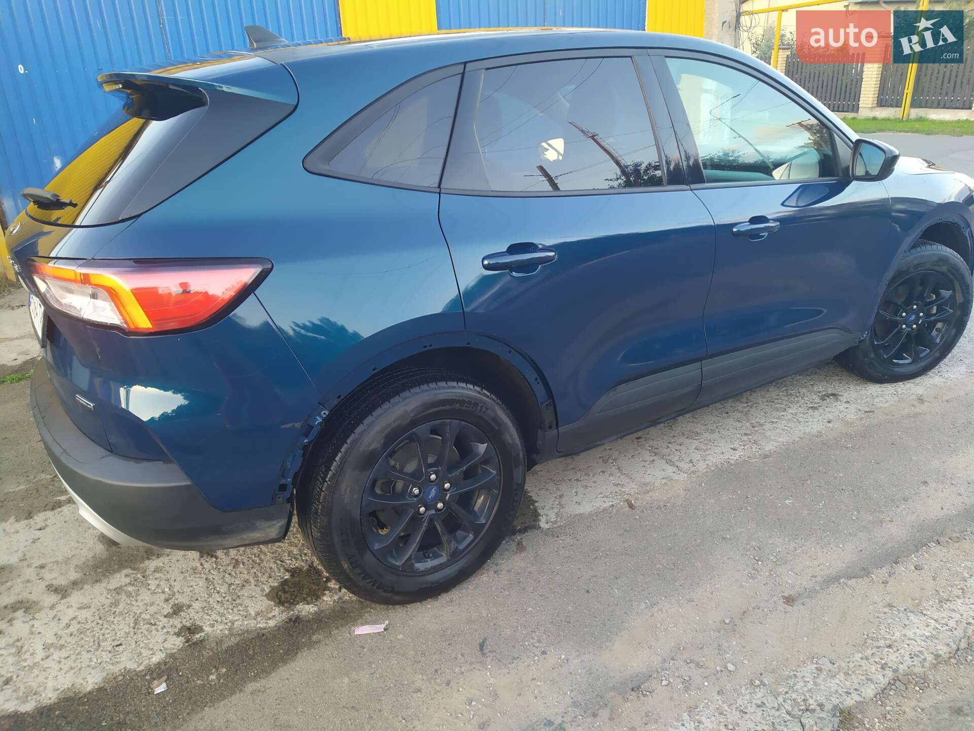Ford Escape 2020 VIN 1FMCU9BZ8LUB94514 фото оголошення 3 з 14