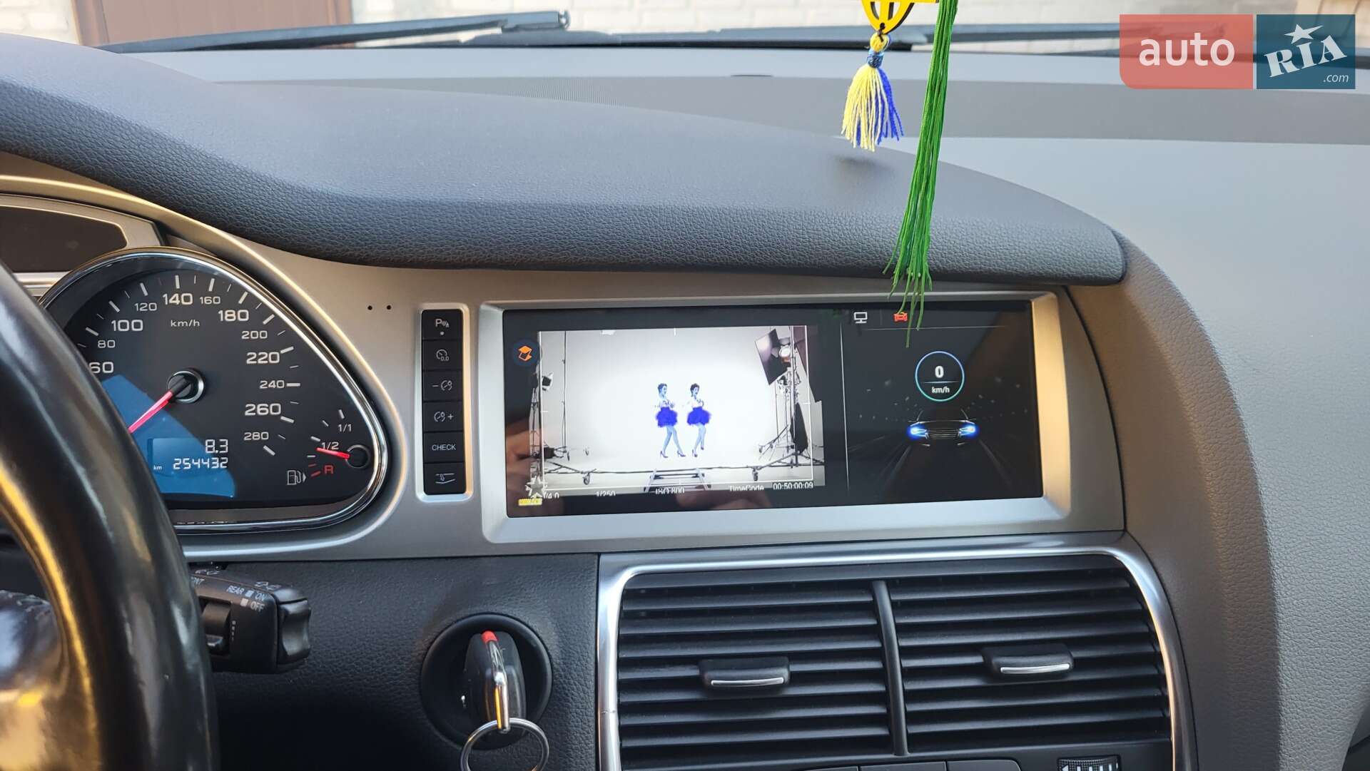 Audi Q7 2011 VIN WA1LGAFE9CD003200 фото оголошення 37 з 38