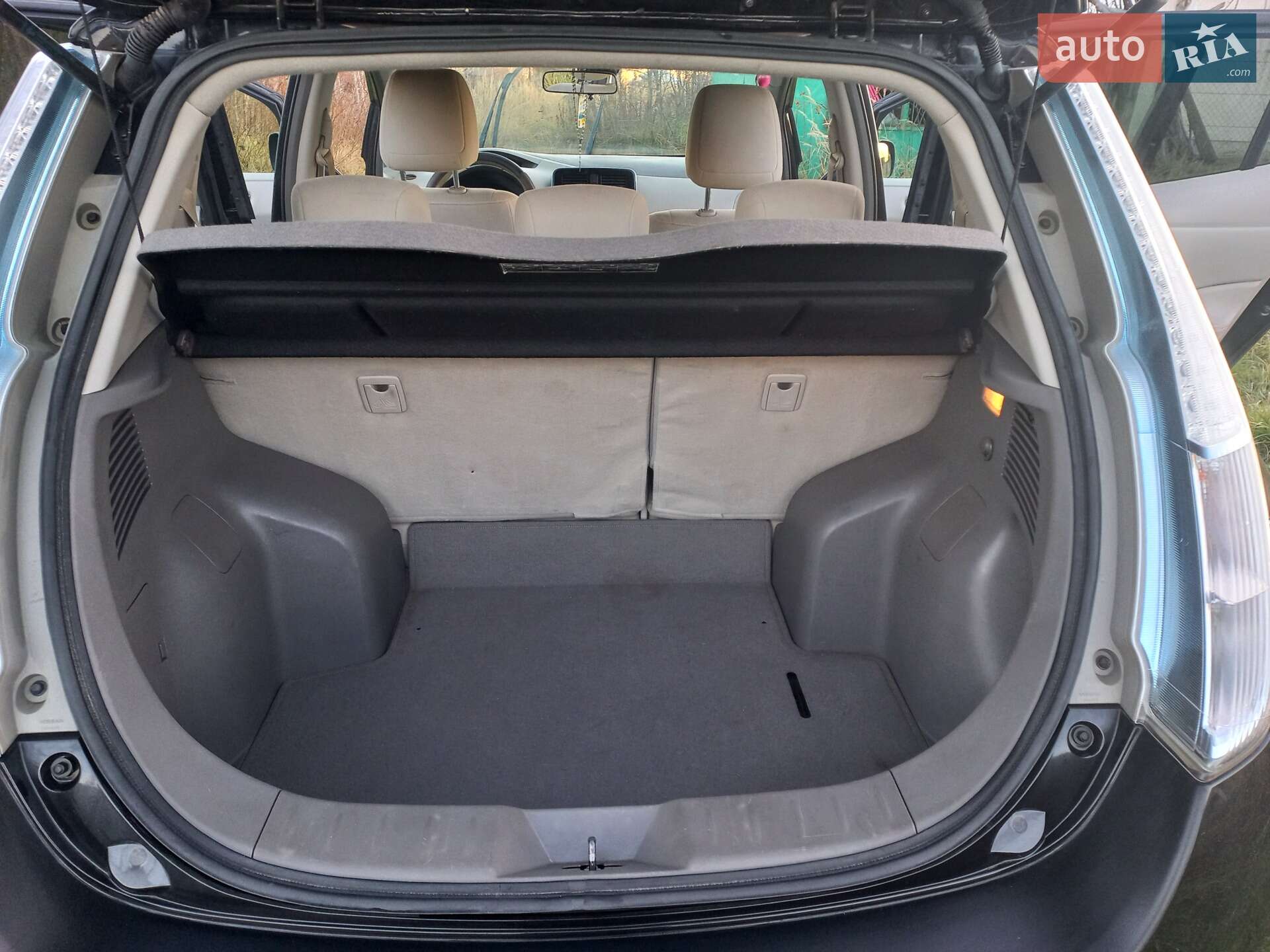 Nissan Leaf 2013 VIN SJNFAAZE0U6002348 фото оголошення 11 з 15