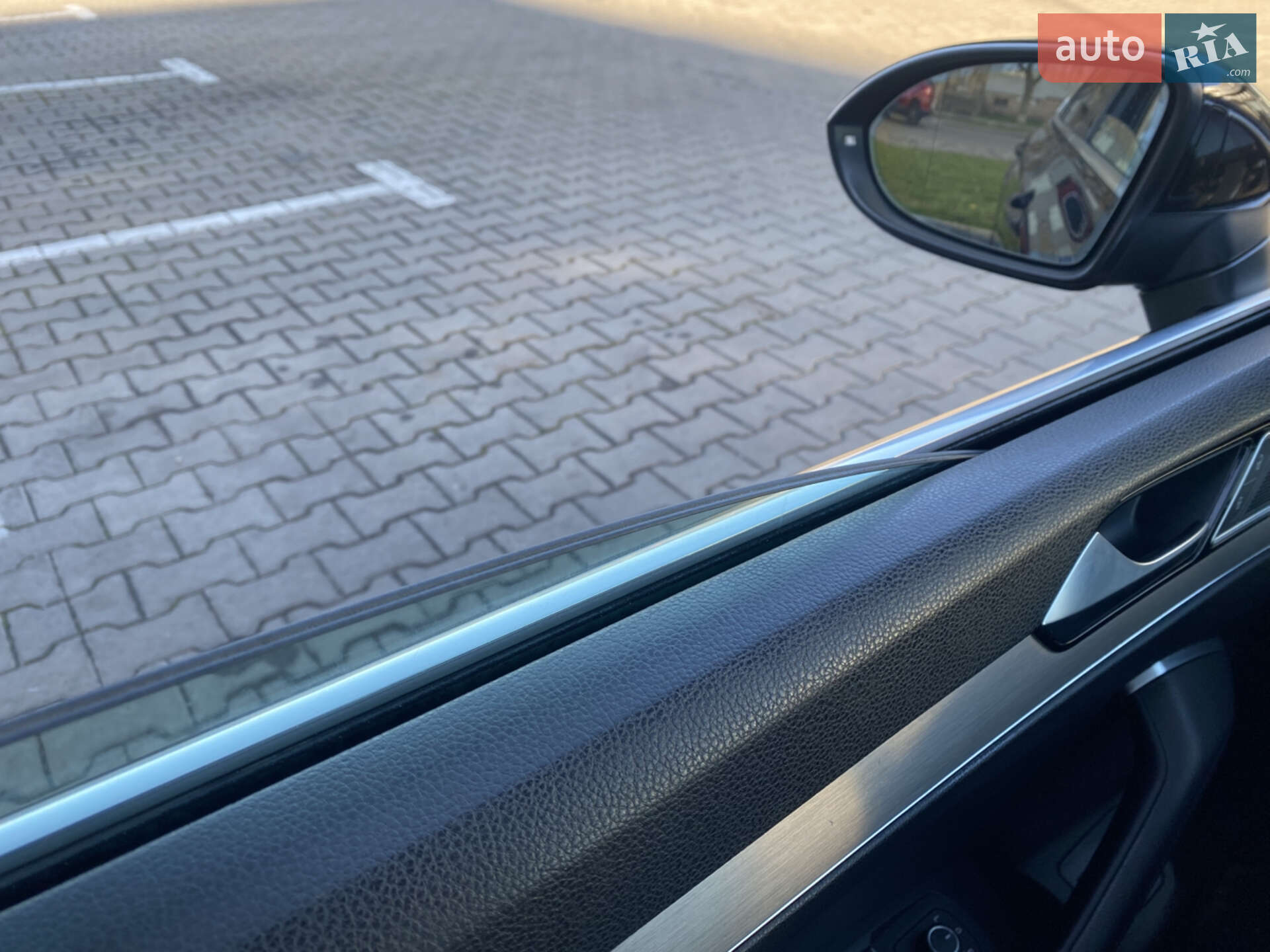 Volkswagen Passat 2015 VIN WVWZZZ3CZGE041203 фото оголошення 2 з 13