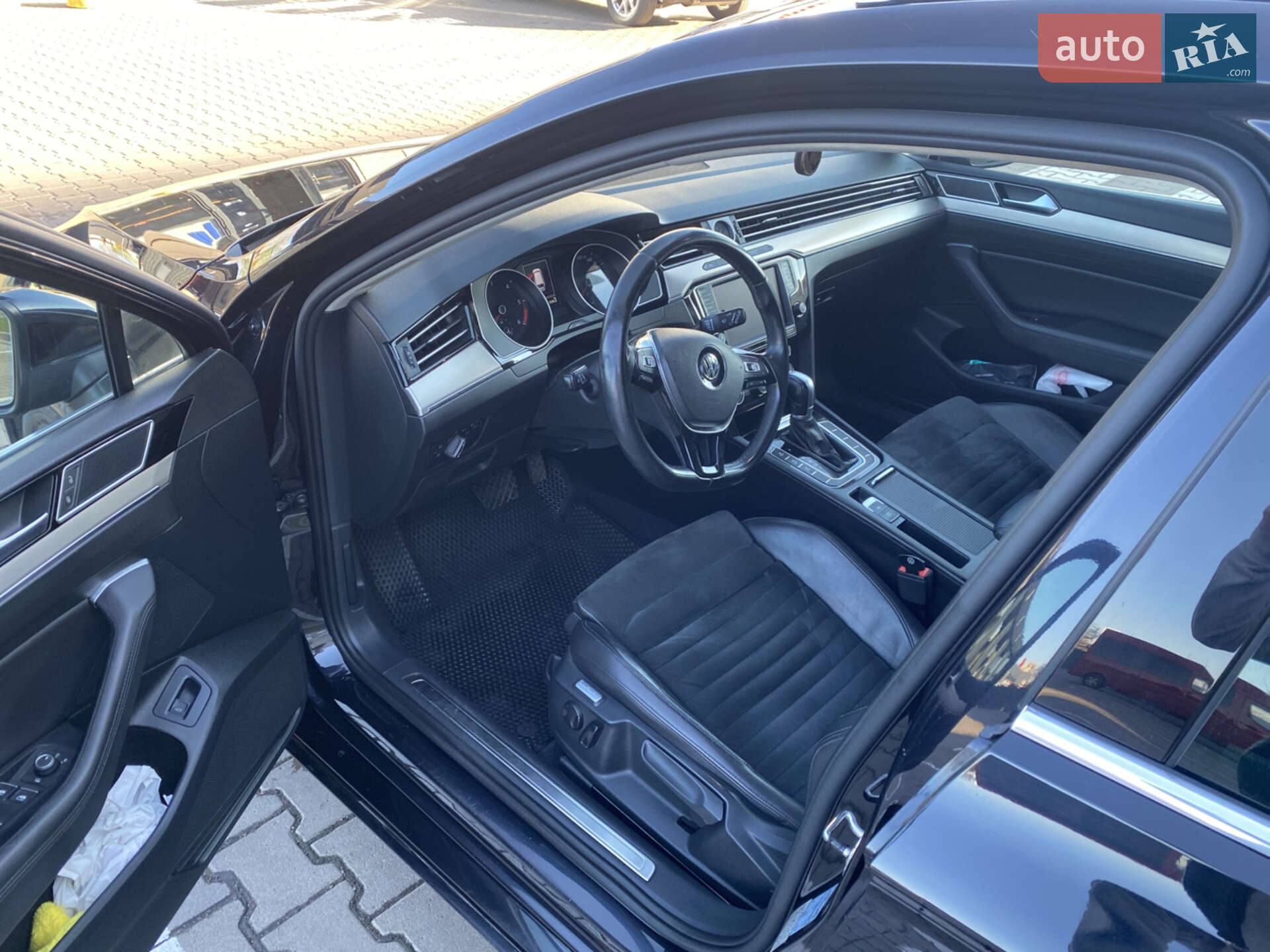 Volkswagen Passat 2015 VIN WVWZZZ3CZGE041203 фото оголошення 3 з 13